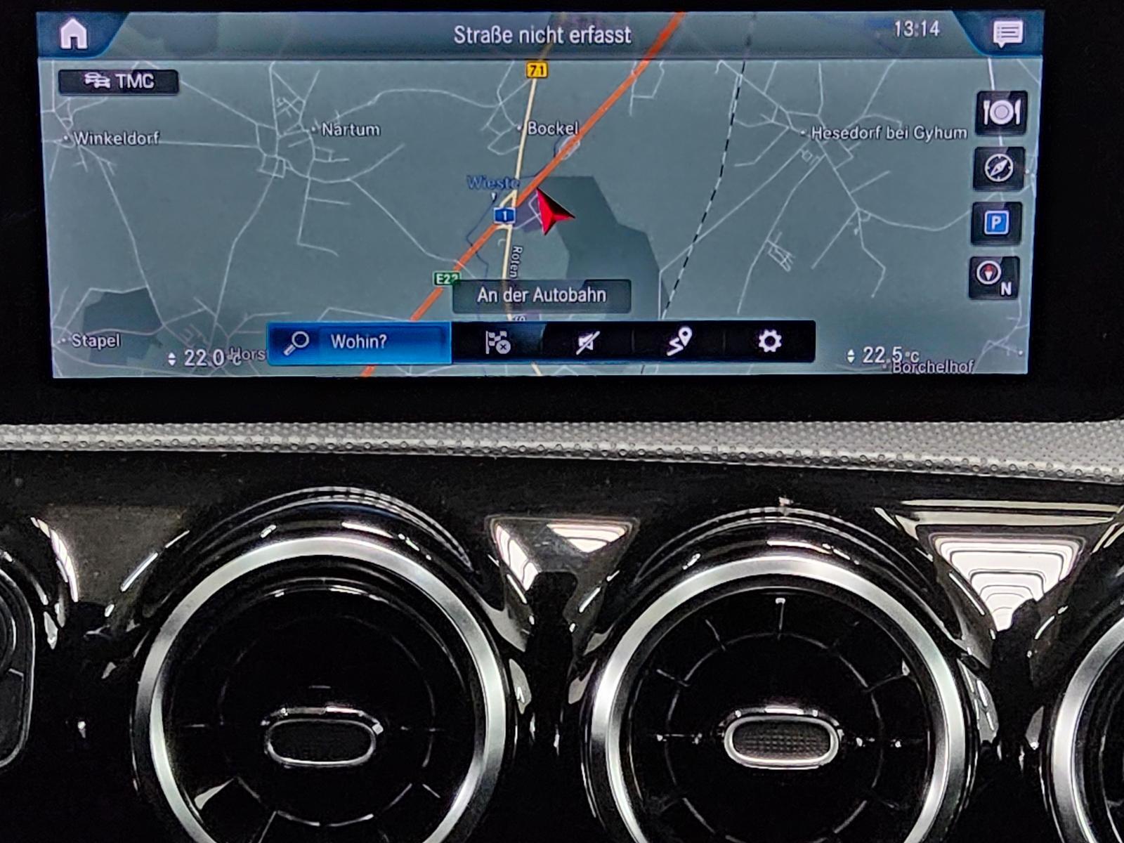 Mercedes-Benz A 200 d Progressive T-Leder Navi LED RfK PDC Shz 7