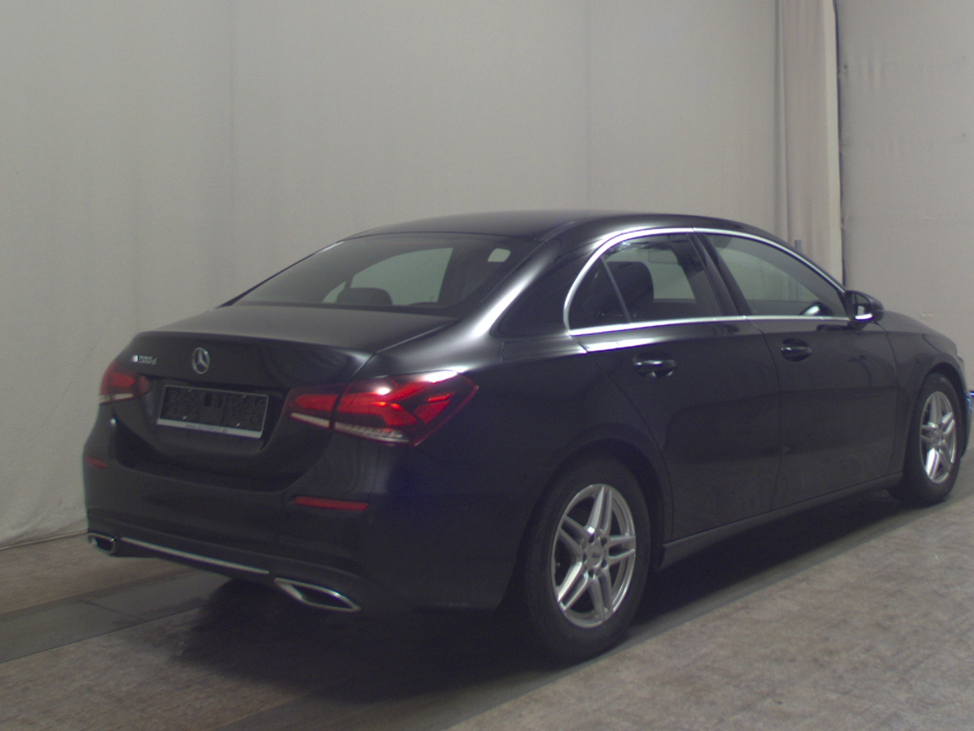 Mercedes-Benz A 200 d Progressive T-Leder Navi LED RfK PDC Shz 4