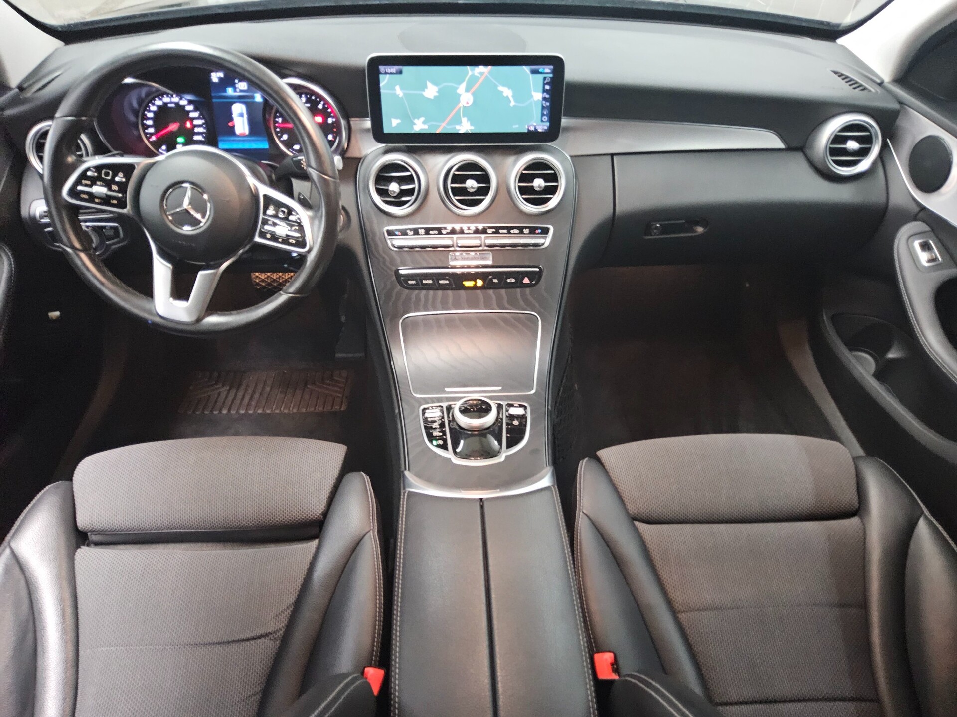 Mercedes-Benz C 220 T d Avantgarde T-Leder Navi LED AHK 5