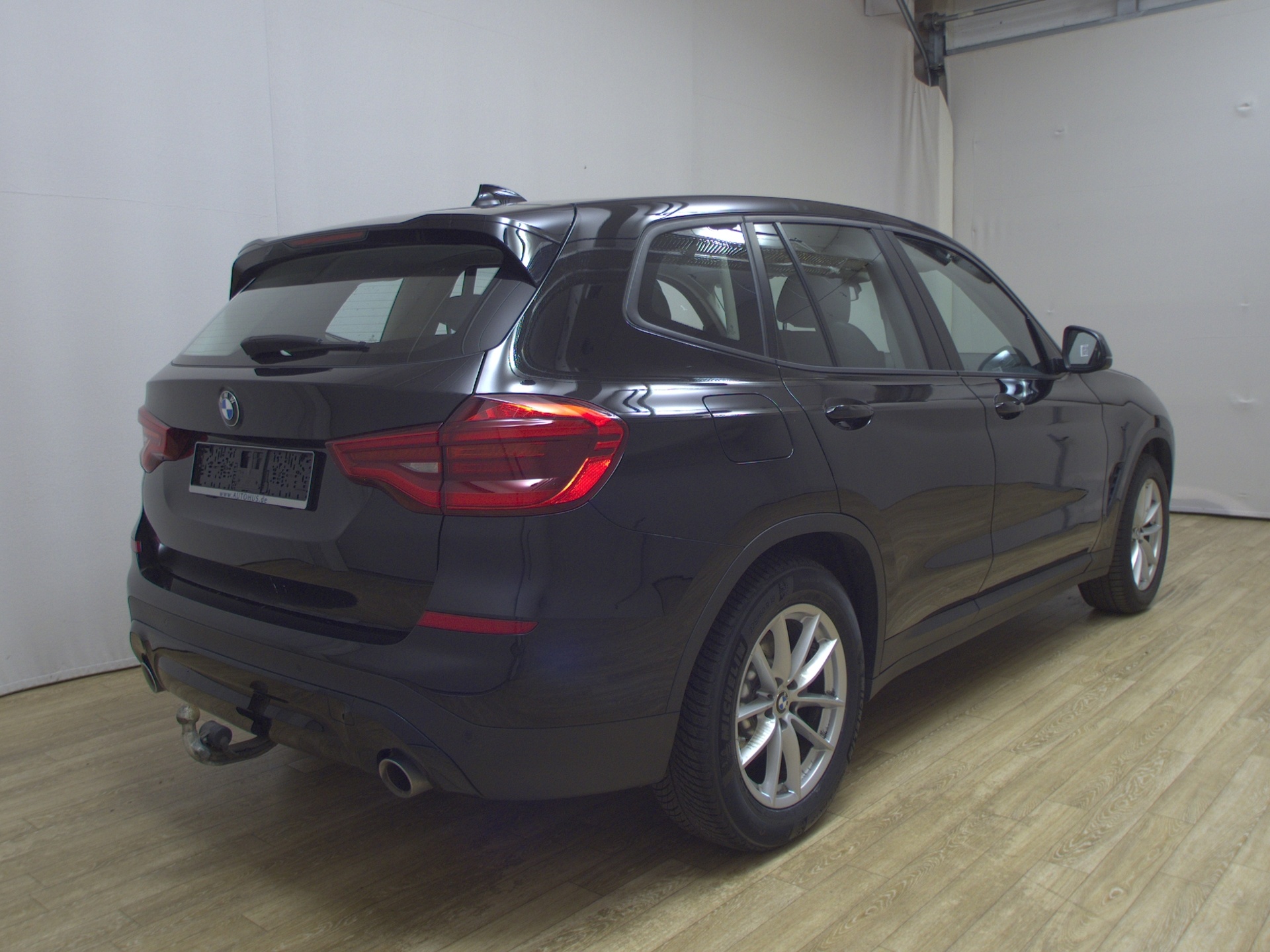 BMW X3 xDrive30i Advantage Navi LED+ LC+ HuD AHK 4