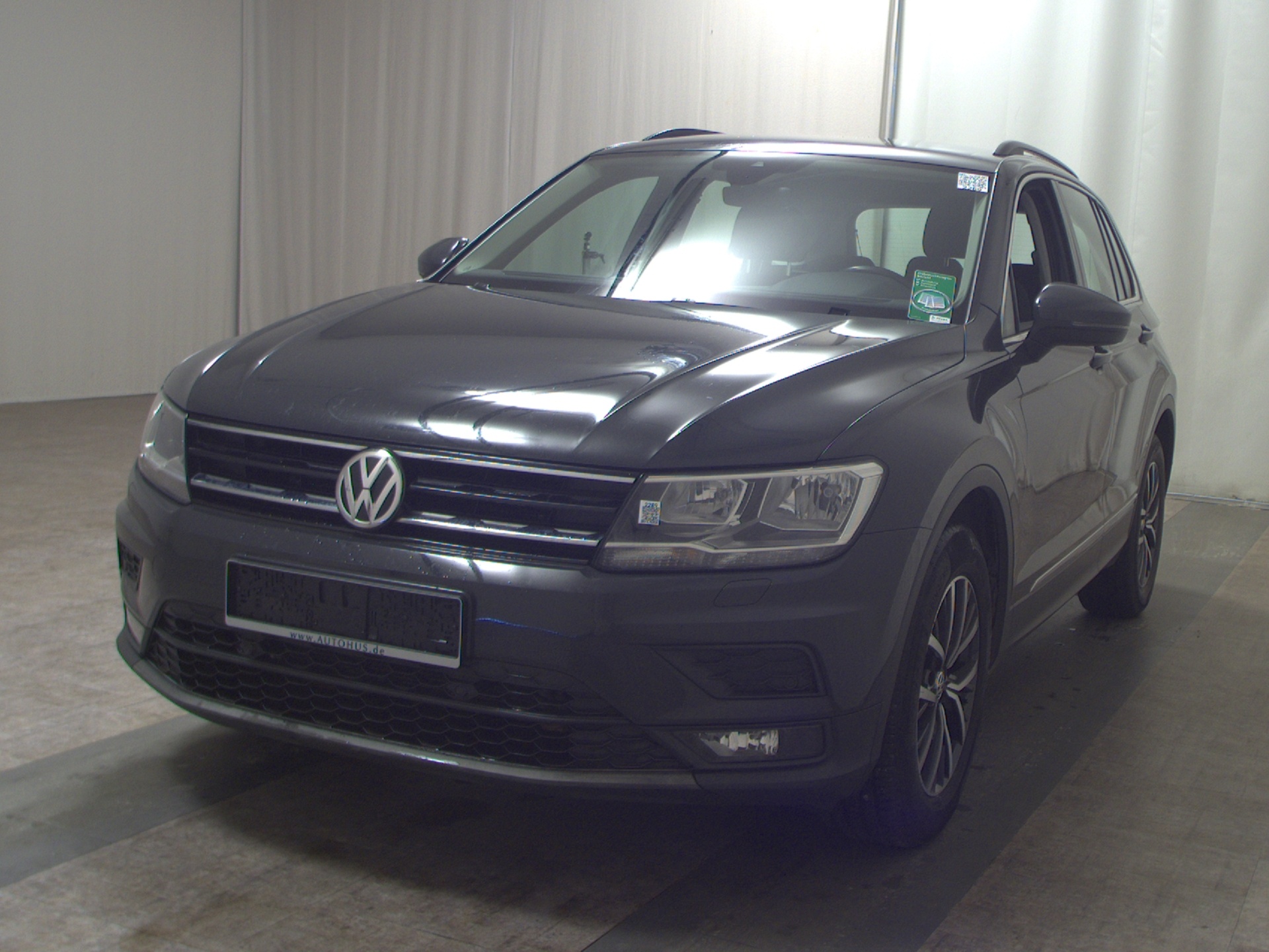 Volkswagen Tiguan 2.0 TDI Comf. Navi AHK AID 2