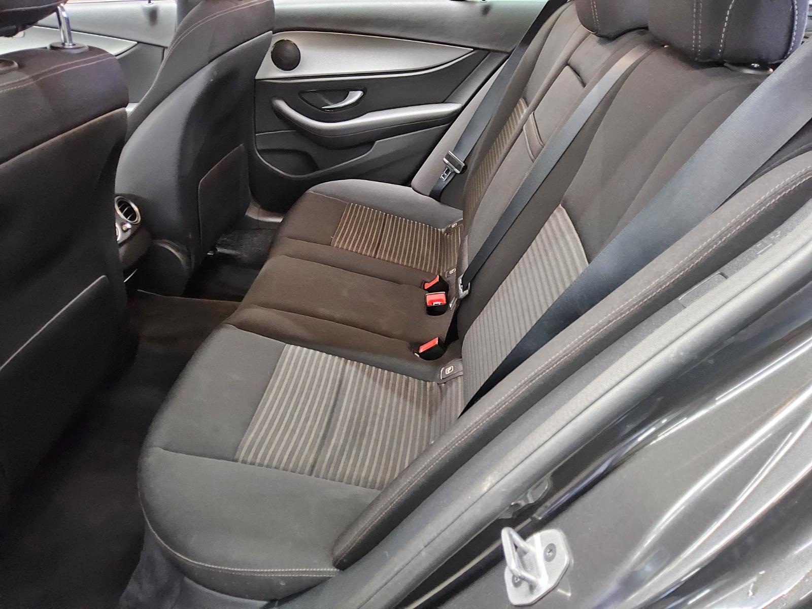 Mercedes-Benz E 220 T d Navi LED Widescreen AHK RfK Distronic+ 13