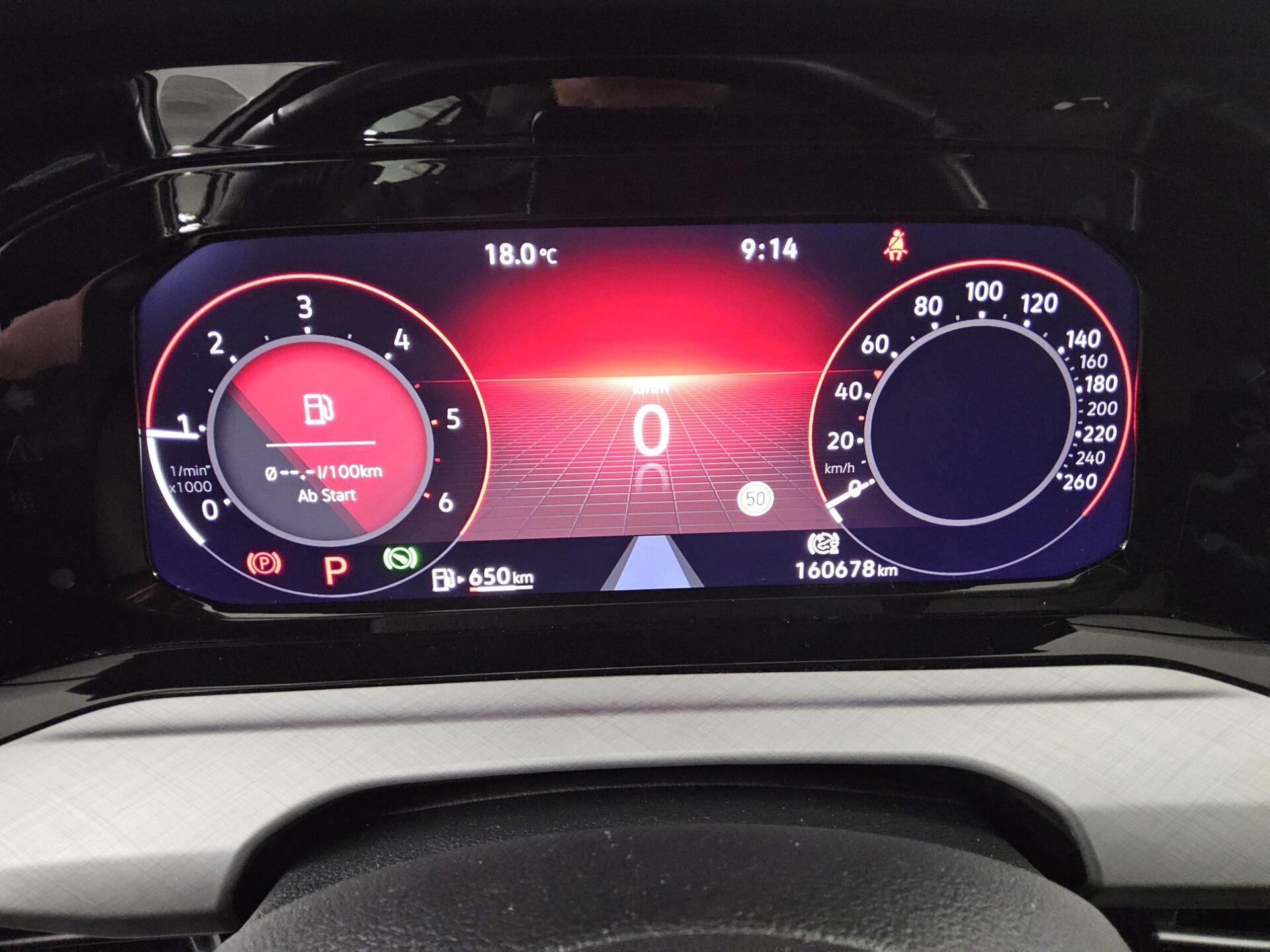 Volkswagen Golf-8 Var. 2.0 TDI Life Navi LED DC ACC PDC BT 8