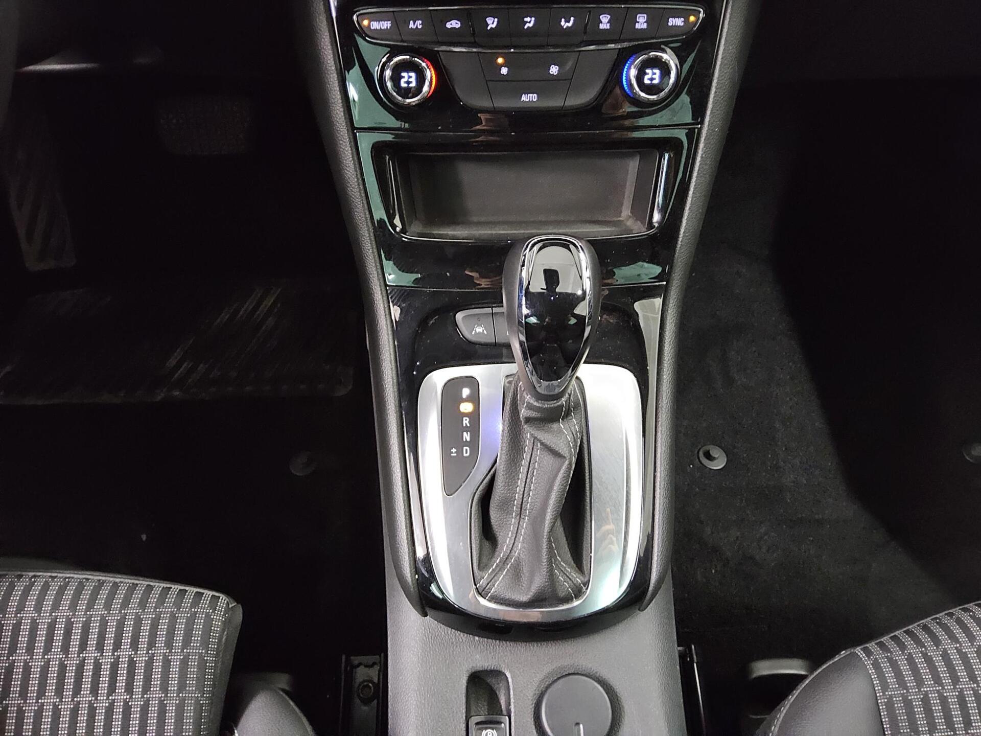 Opel Astra ST 1.5 D Business Elegance Navi LED AHK 6