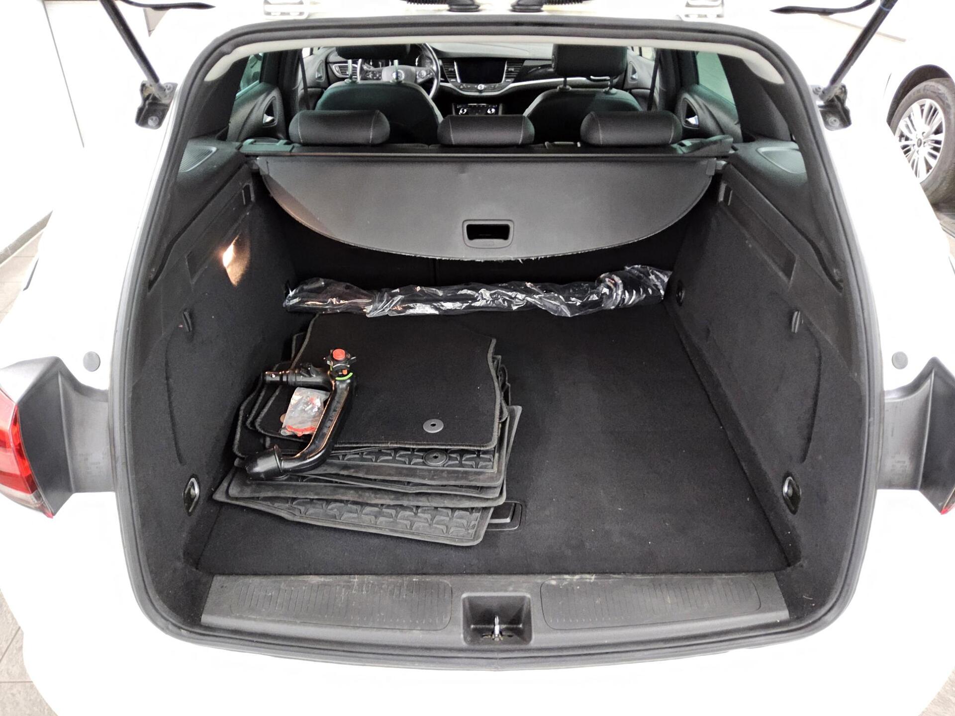 Opel Astra ST 1.5 D Business Elegance Navi LED AHK 11