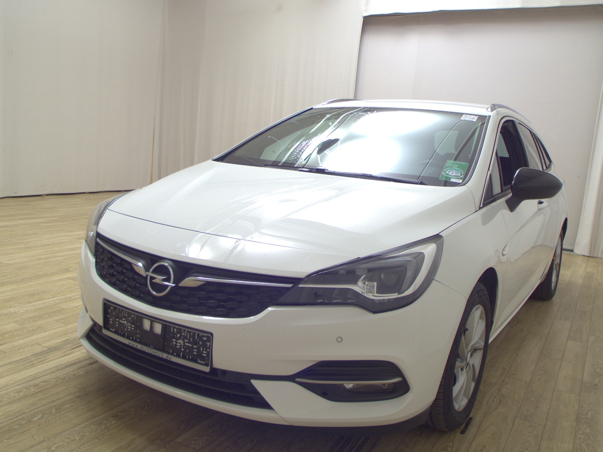 Opel Astra ST 1.5 D Business Elegance Navi LED AHK 2