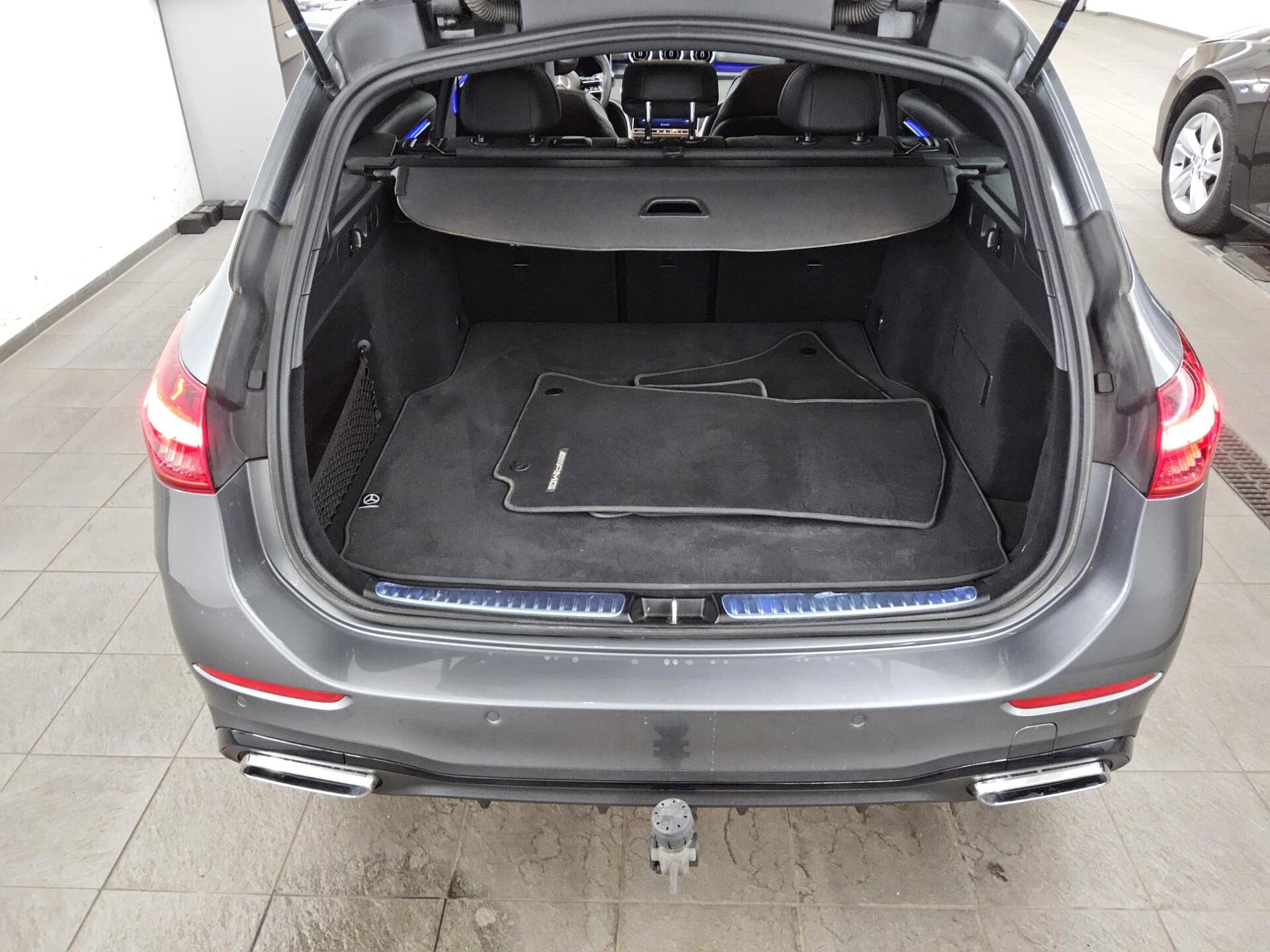 Mercedes-Benz C 220 T d AMG-Line Navi DigiLight MBUX+ Pano HuD 12