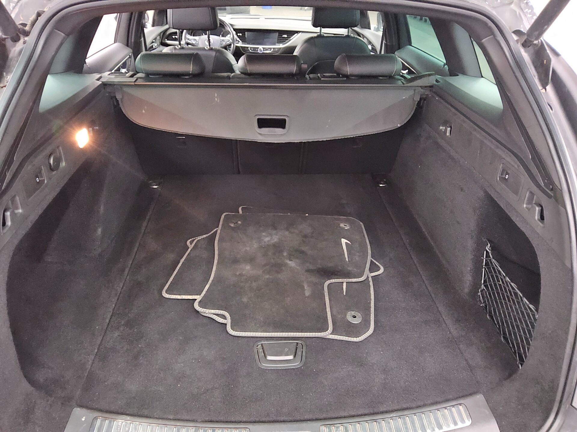 Opel Insignia ST 2.0 D Business Ed. Navi LED HuD AHK 11