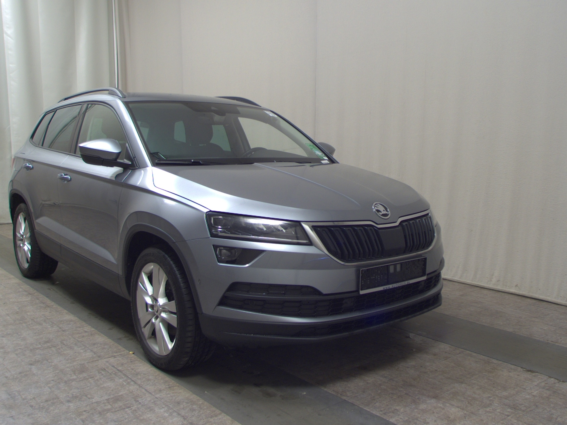 Skoda Karoq 2.0 TDI 4x4 Style Leder Navi LED vc RfK 3