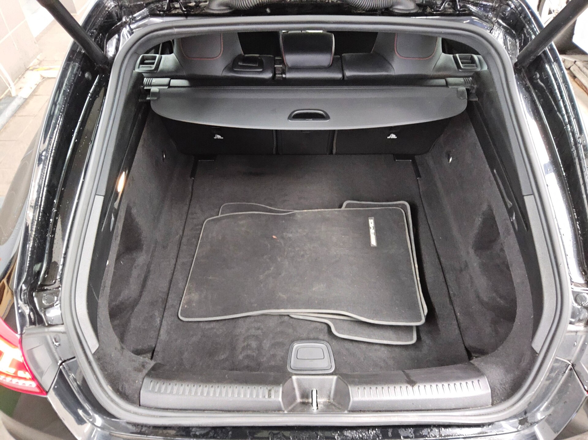 Mercedes-Benz CLA 200 SB d AMG-Line Navi LED PDC Shz Tempomat 12