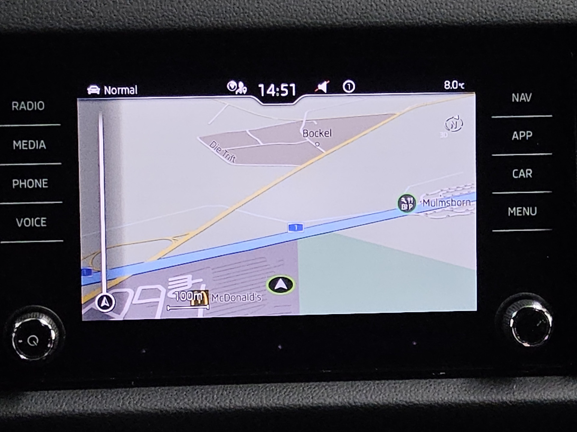 Skoda Kodiaq 2.0 TDI SportLine Navi LED vc DCC ACC 7