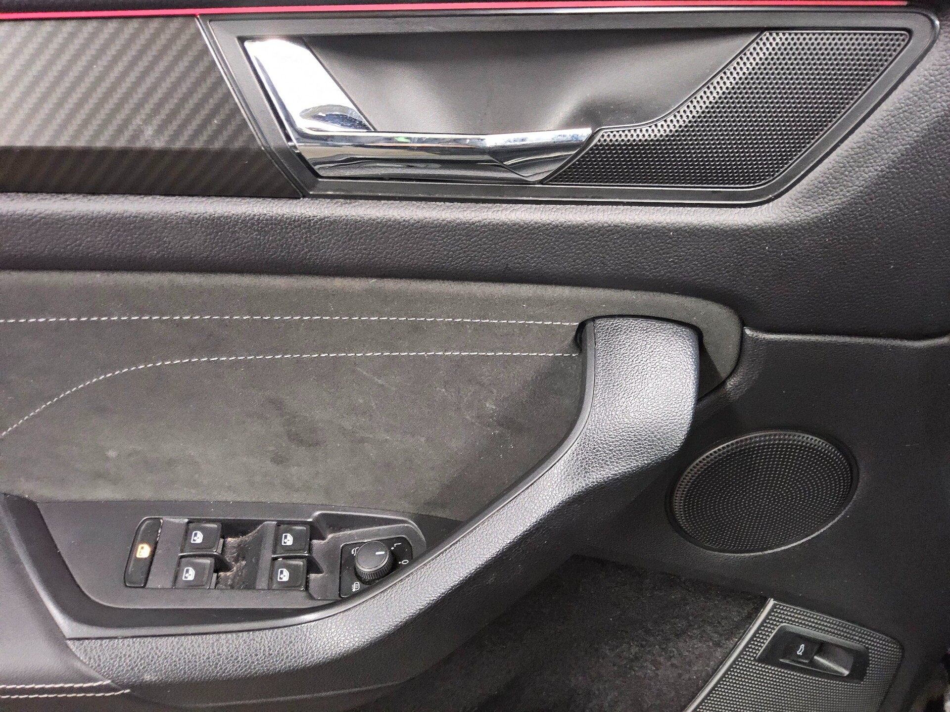 Skoda Kodiaq 2.0 TDI SportLine Navi LED vc DCC ACC 10