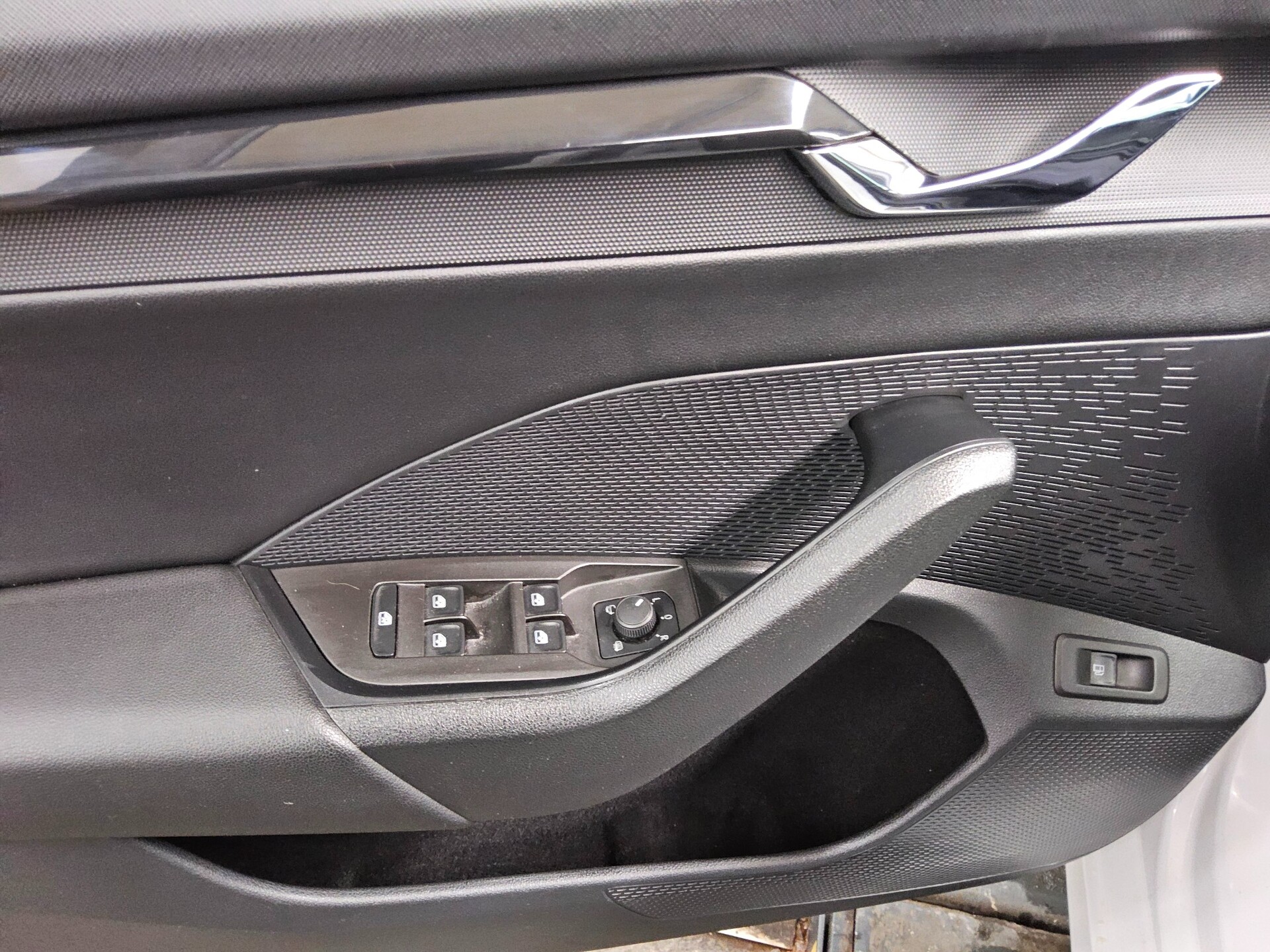 Skoda Octavia Kombi 1.4 TSI iV Ambition Navi LED vc 10