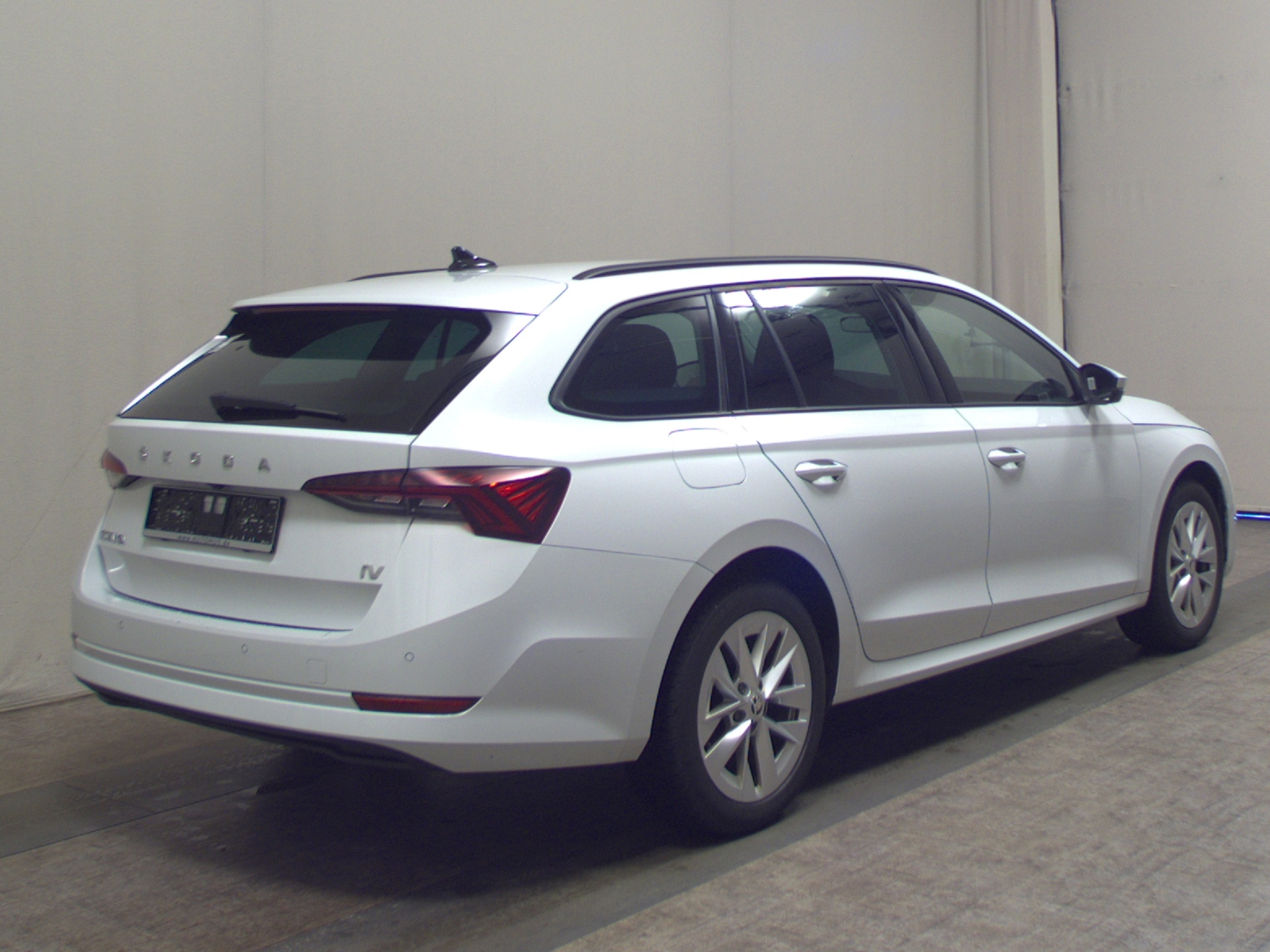 Skoda Octavia Kombi 1.4 TSI iV Ambition Navi LED vc 4