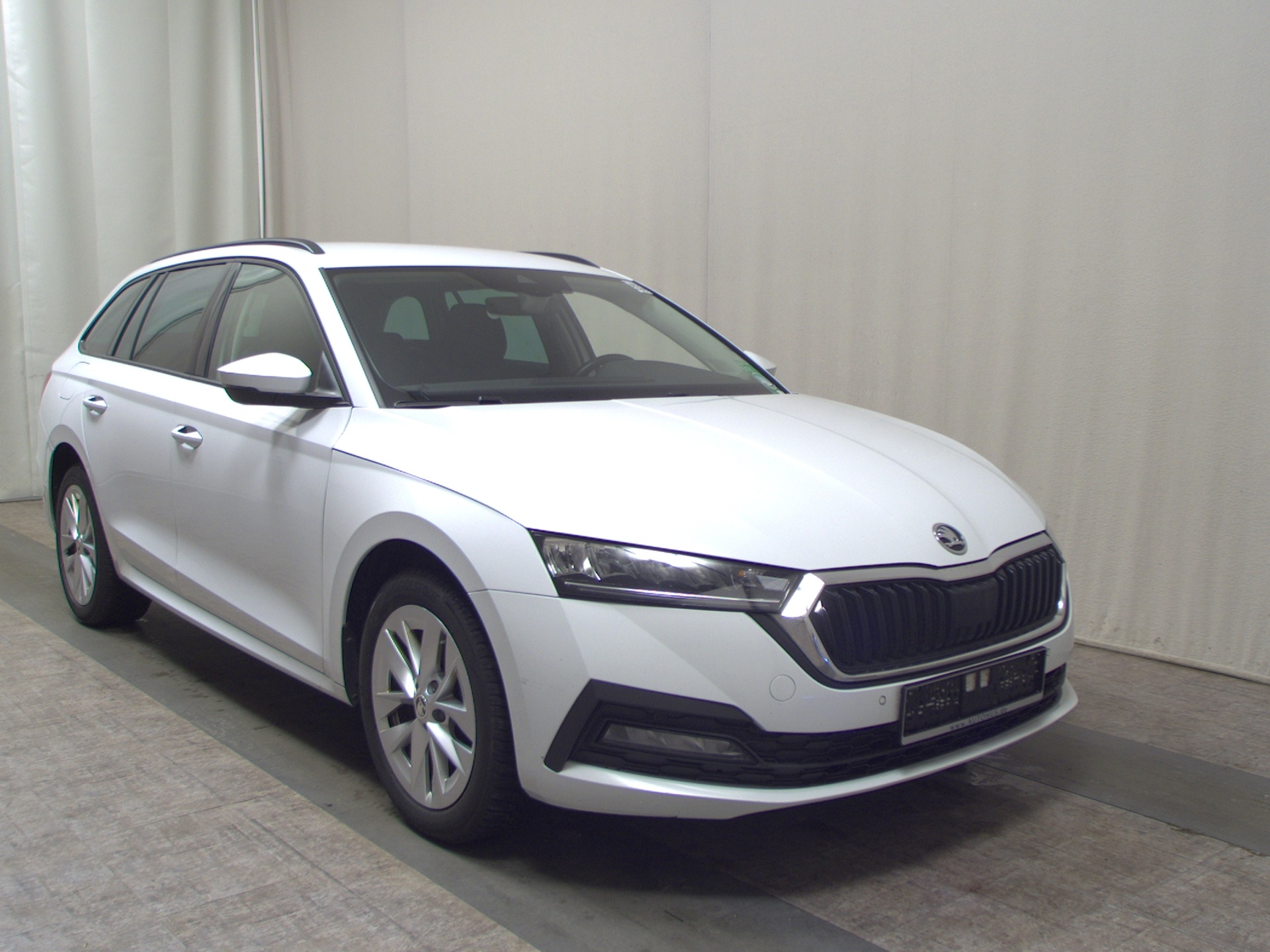 Skoda Octavia Kombi 1.4 TSI iV Ambition Navi LED vc 3
