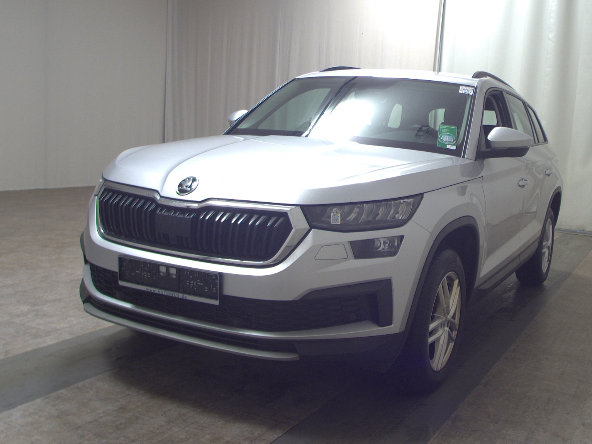 Skoda Kodiaq 2.0 TDI Active Navi LED AHK PDC Shz BT 2