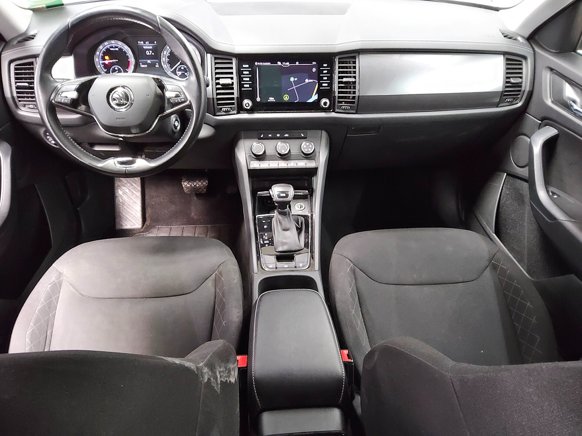 Skoda Kodiaq 2.0 TDI Active Navi LED AHK PDC Shz BT 5