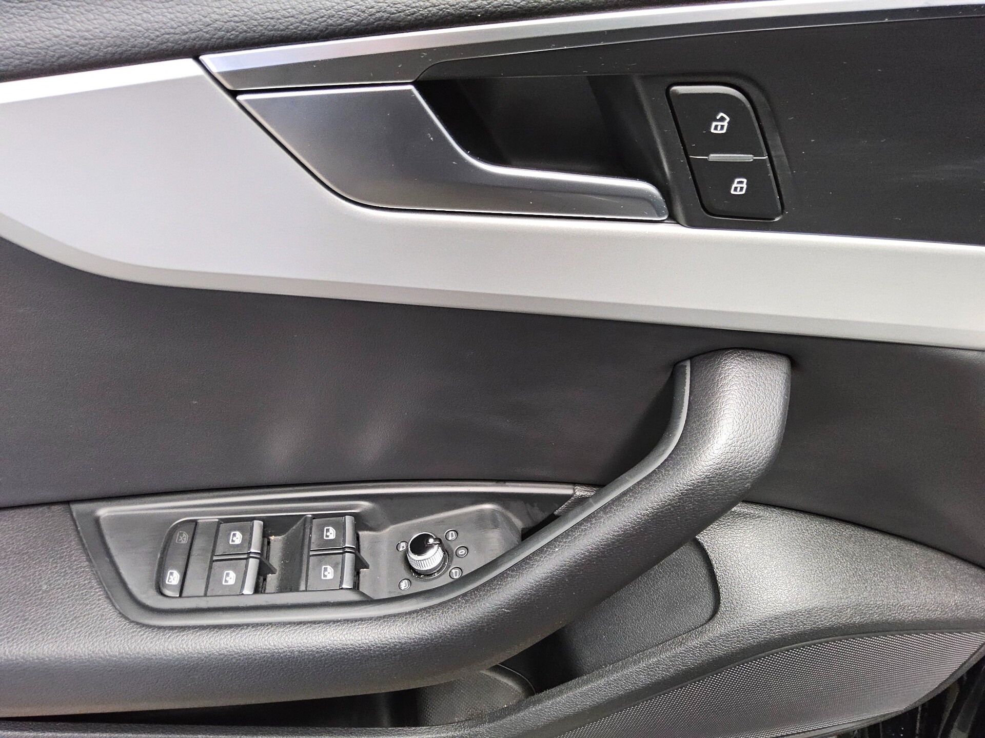 Audi A4 Avant 35 TDI advanced Leder Navi LED Tempomat 9