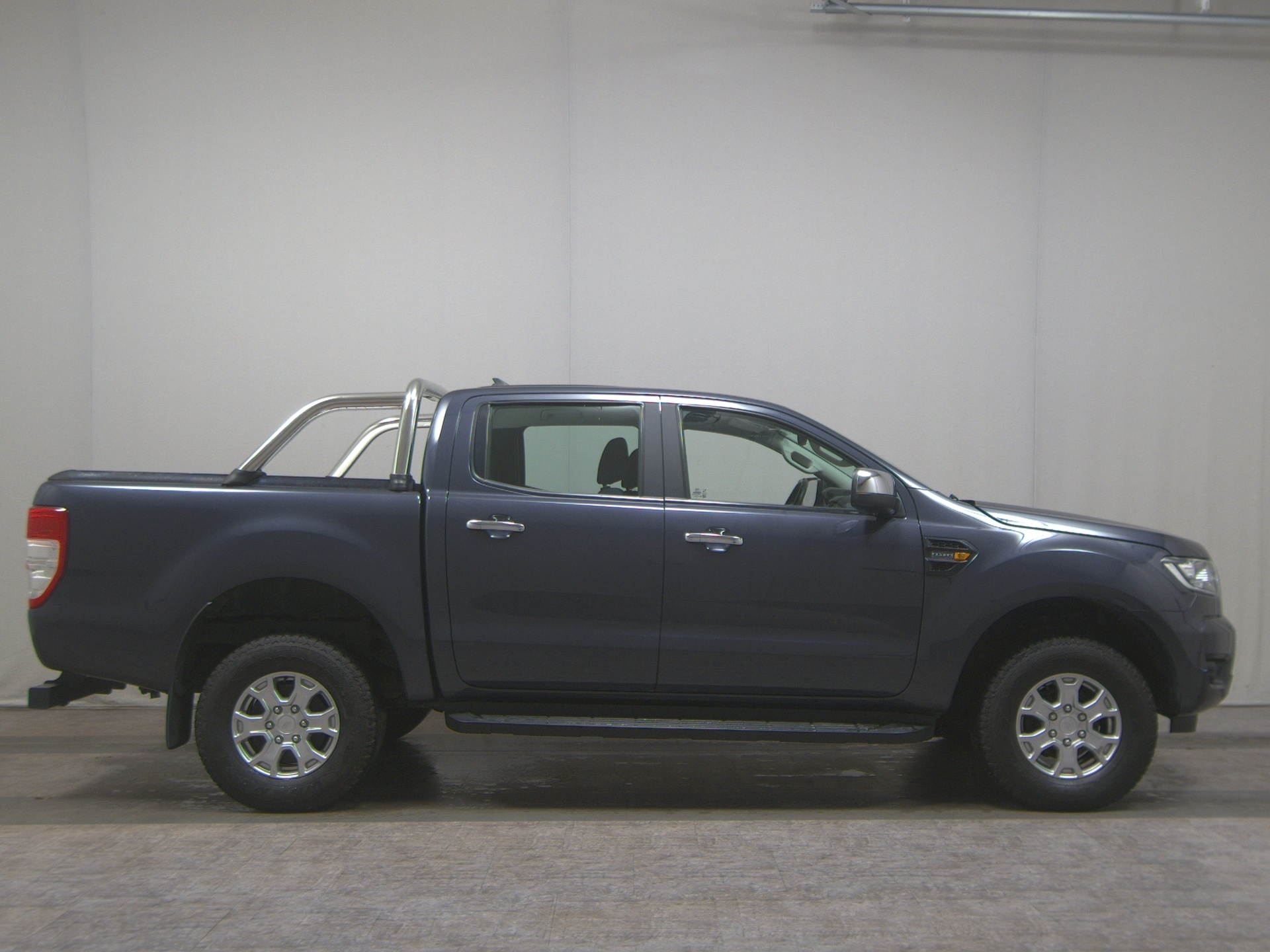 Ford Ranger 2.0 TDCI 4x4 Panther XLT DOKA Navi AHK
