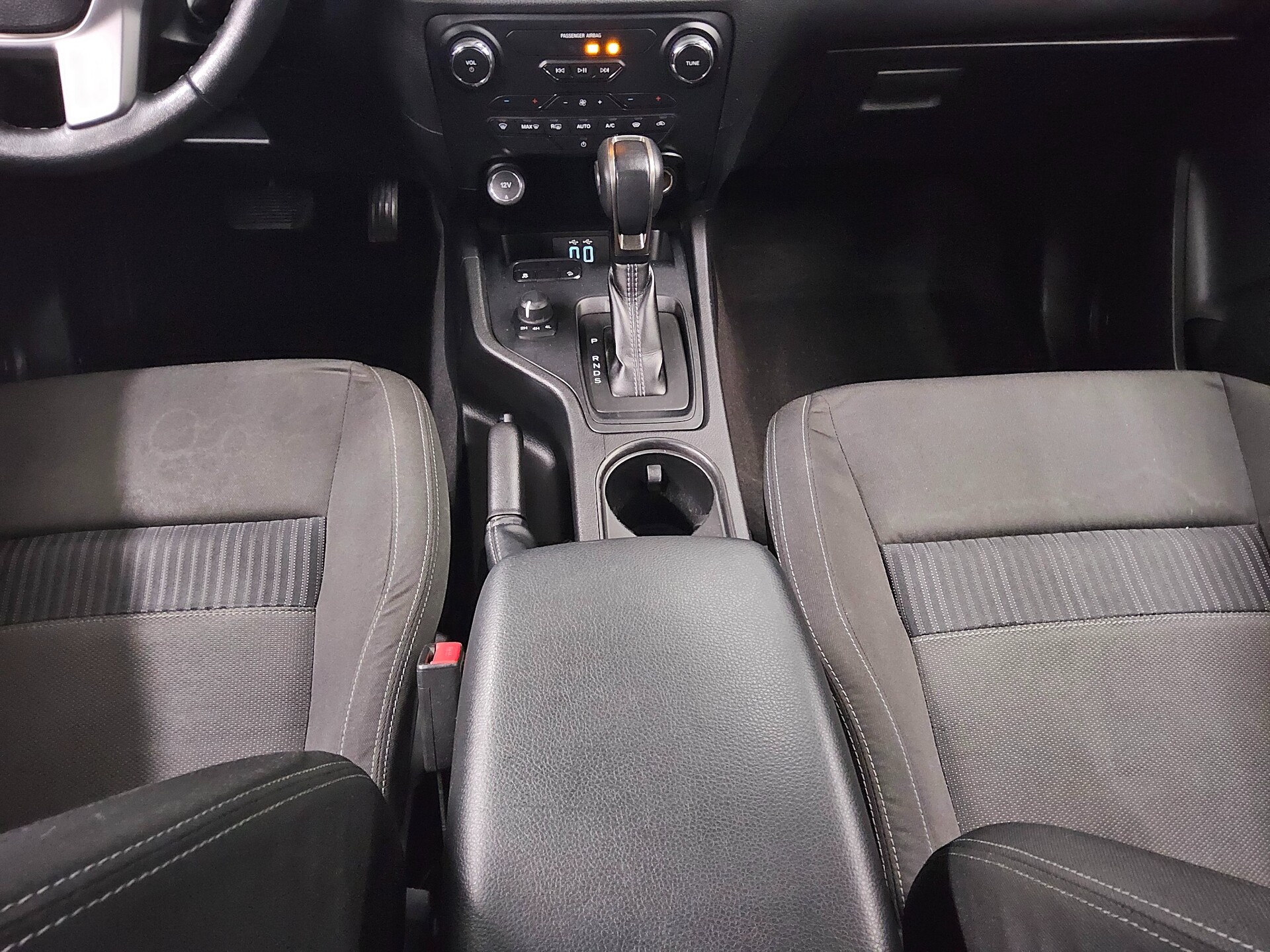 Ford Ranger 2.0 TDCI 4x4 Panther XLT DOKA Navi AHK 6