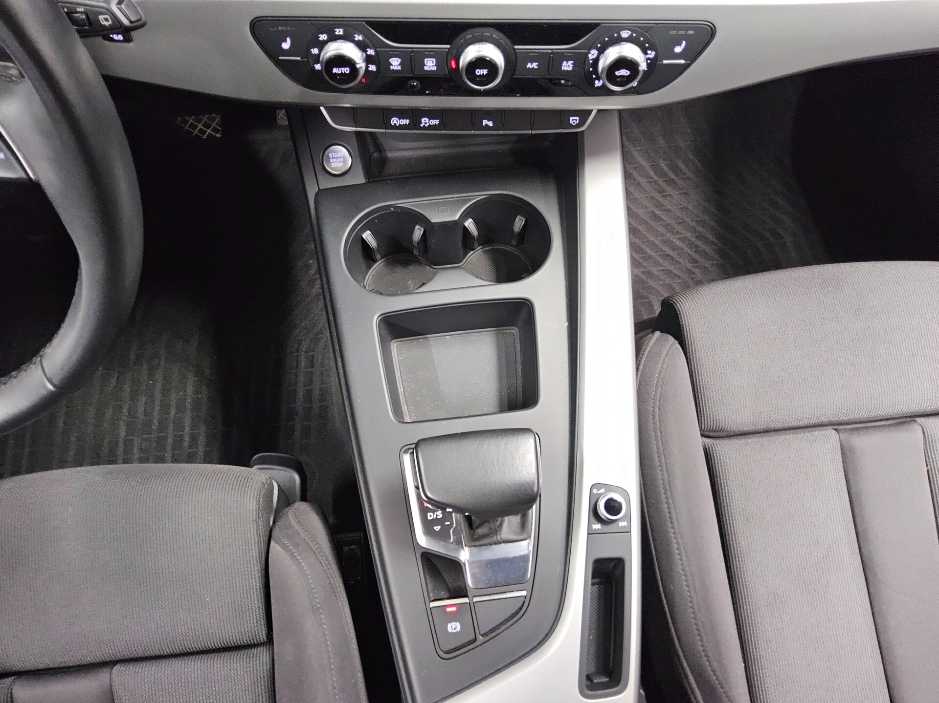 Audi A4 Avant 35 TDI advanced Navi LED vc StandHzg 6