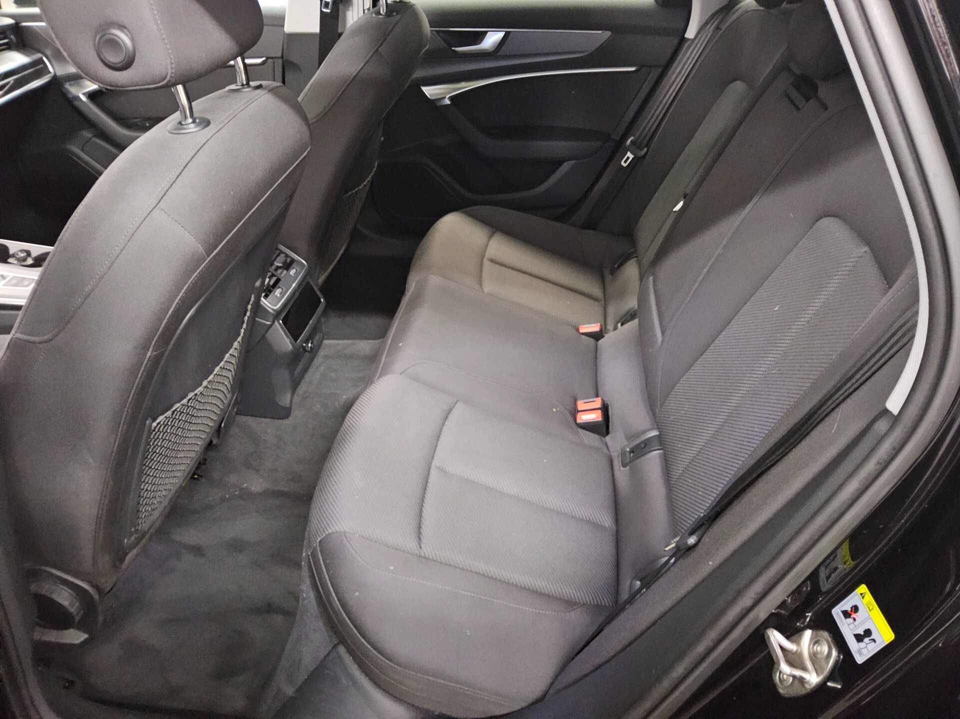 Audi A6 Avant 45 TDI Qu. Navi Matrix-LED Pano RFK ACC 13