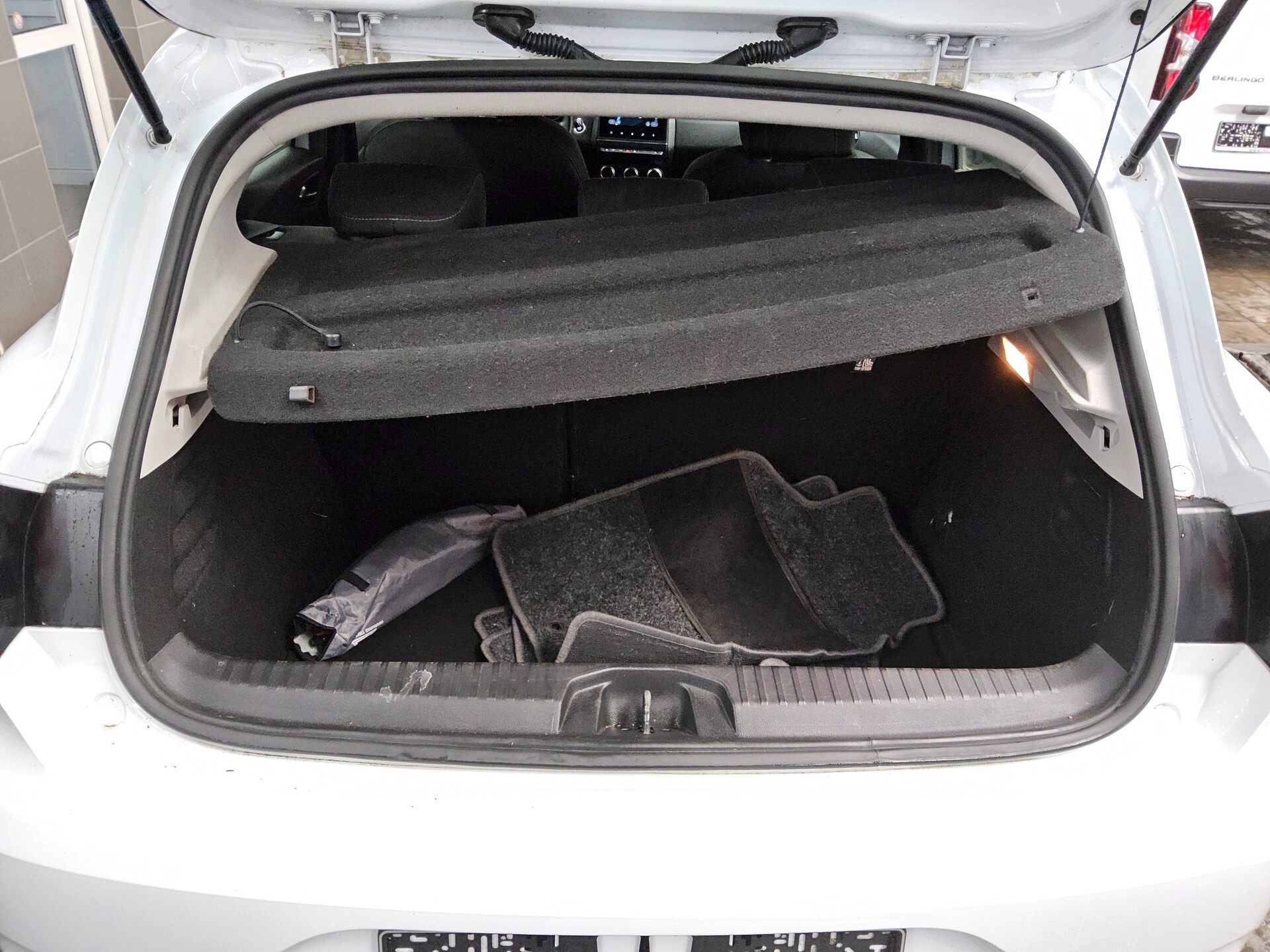 Renault Clio 1.5 BLUE dCi Business Ed. Navi LED Shz PDC 10