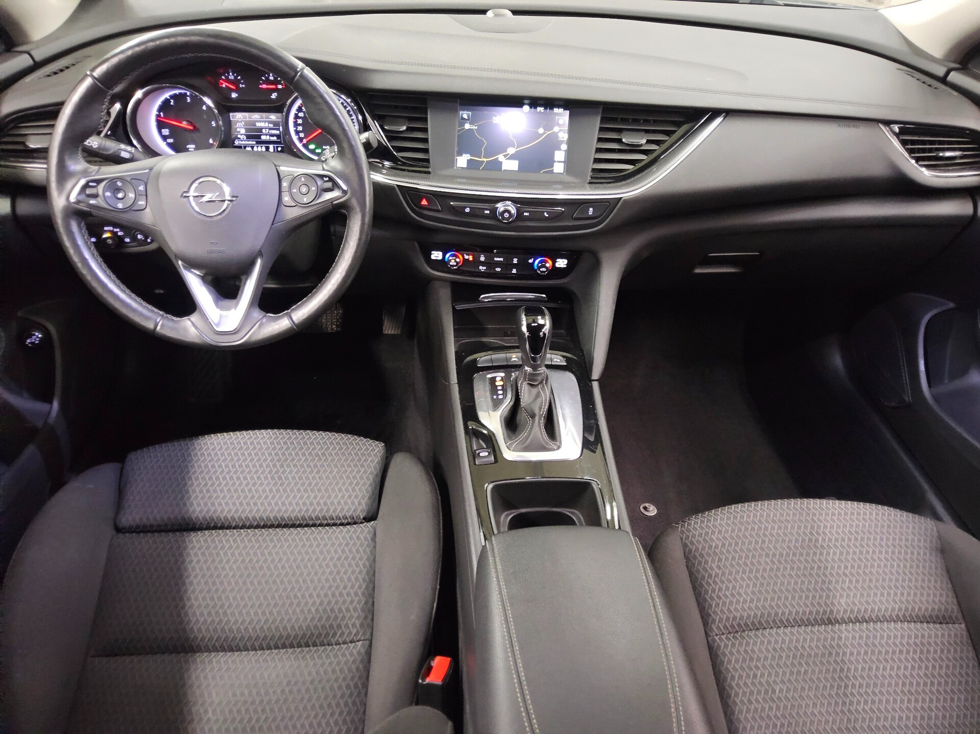 Opel Insignia ST 1.5 D Business Ed. Navi LED Shz PDC 5