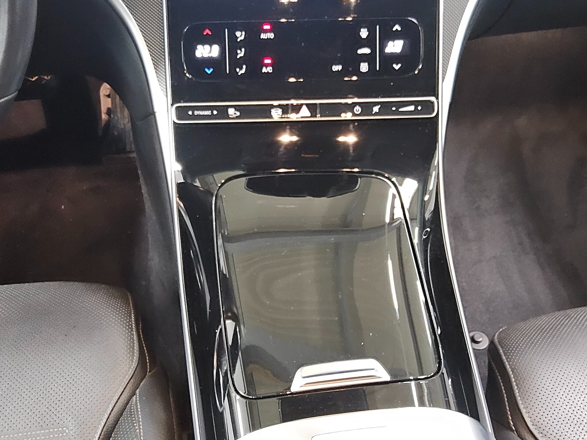 Mercedes-Benz C 220 T d Avantgarde Leder Navi LED RfK Distr+ 6