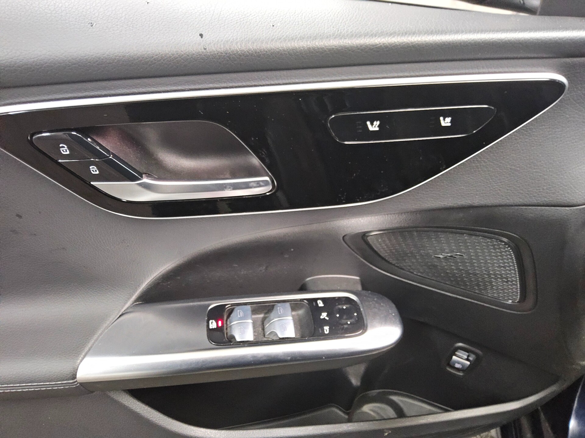 Mercedes-Benz C 220 T d Avantgarde Leder Navi LED RfK Distr+ 10