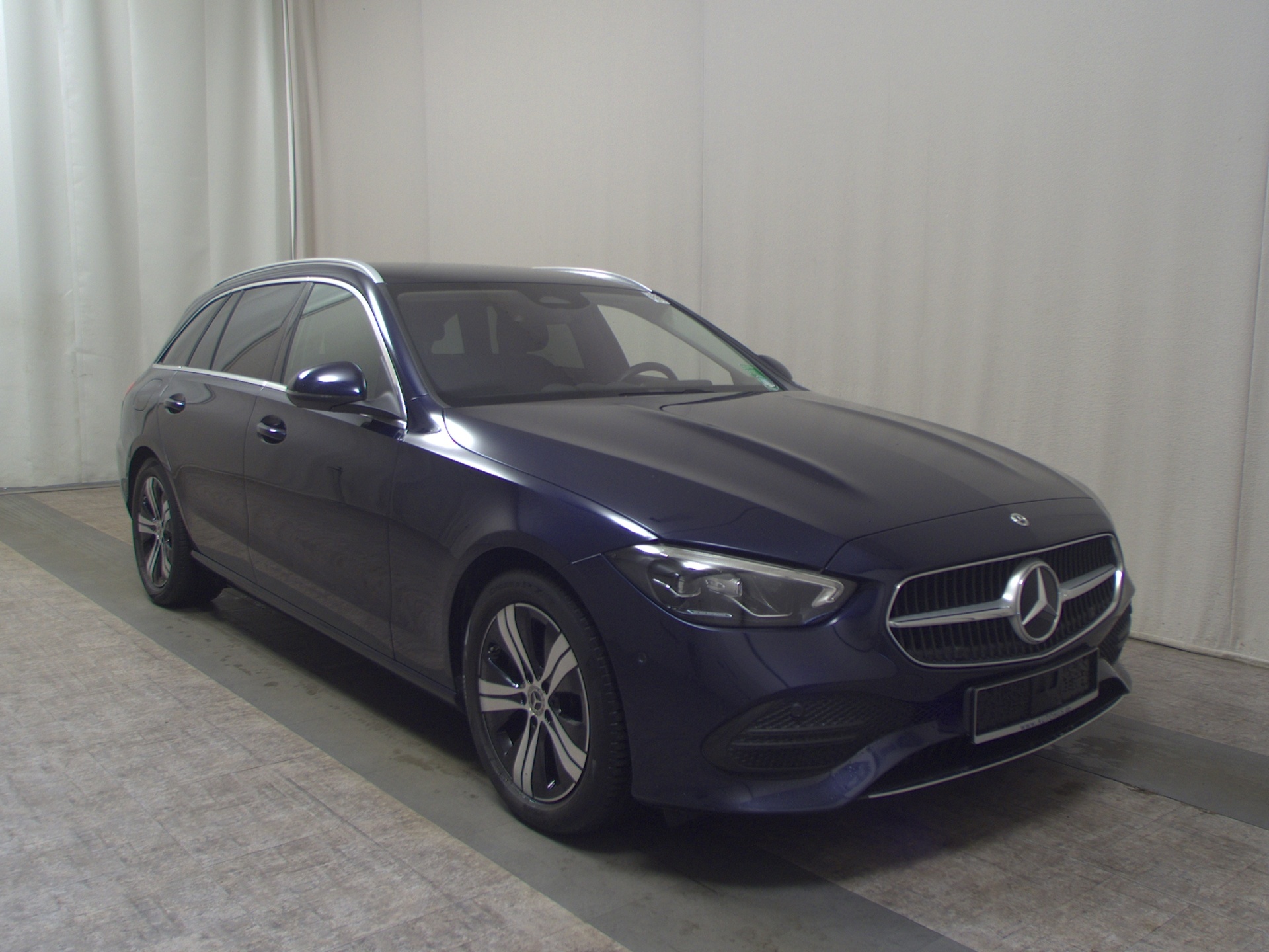 Mercedes-Benz C 220 T d Avantgarde Leder Navi LED RfK Distr+ 3