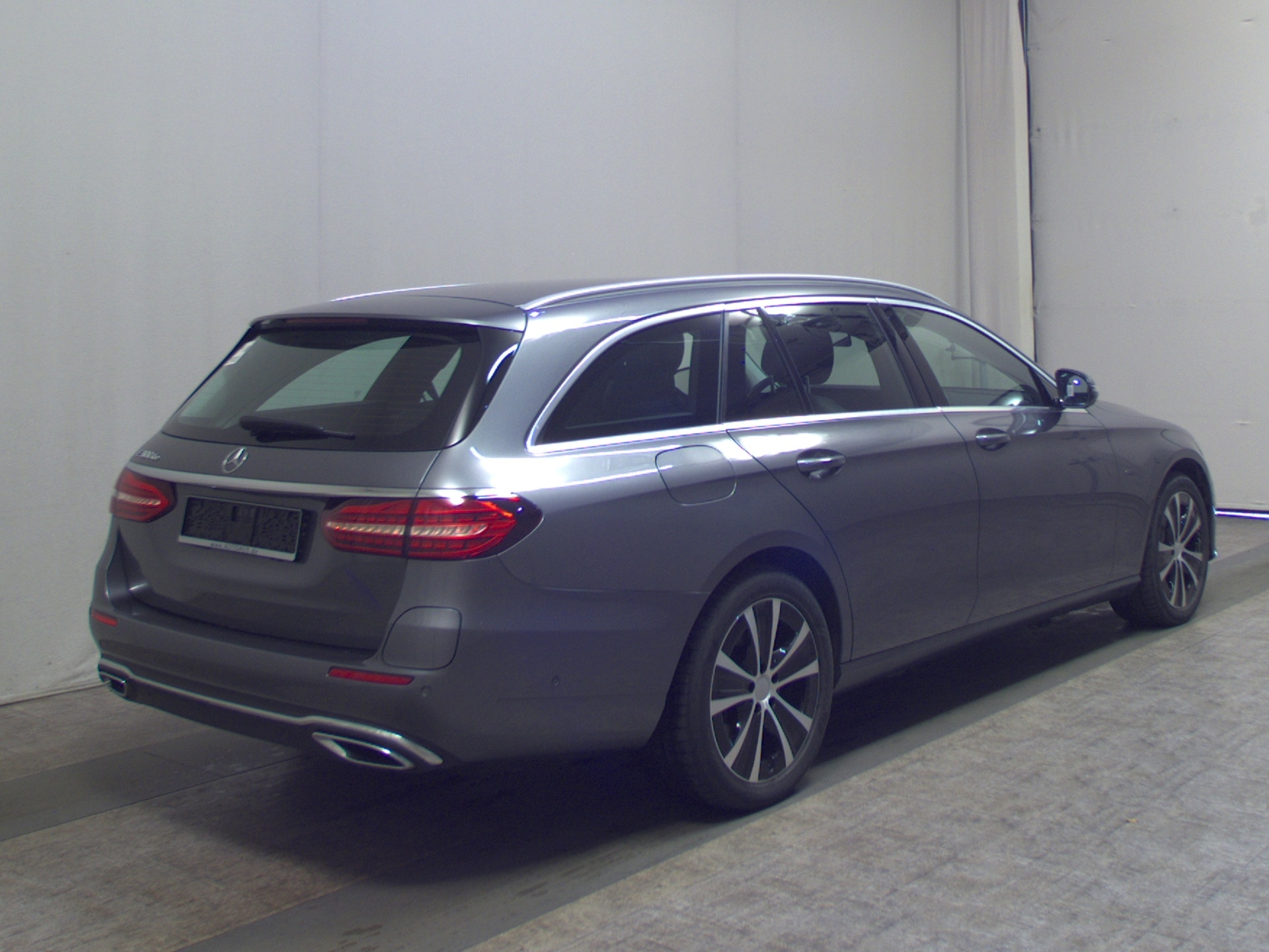 Mercedes-Benz E 300 T de Avantgarde Navi LED Widescr. RFK 4