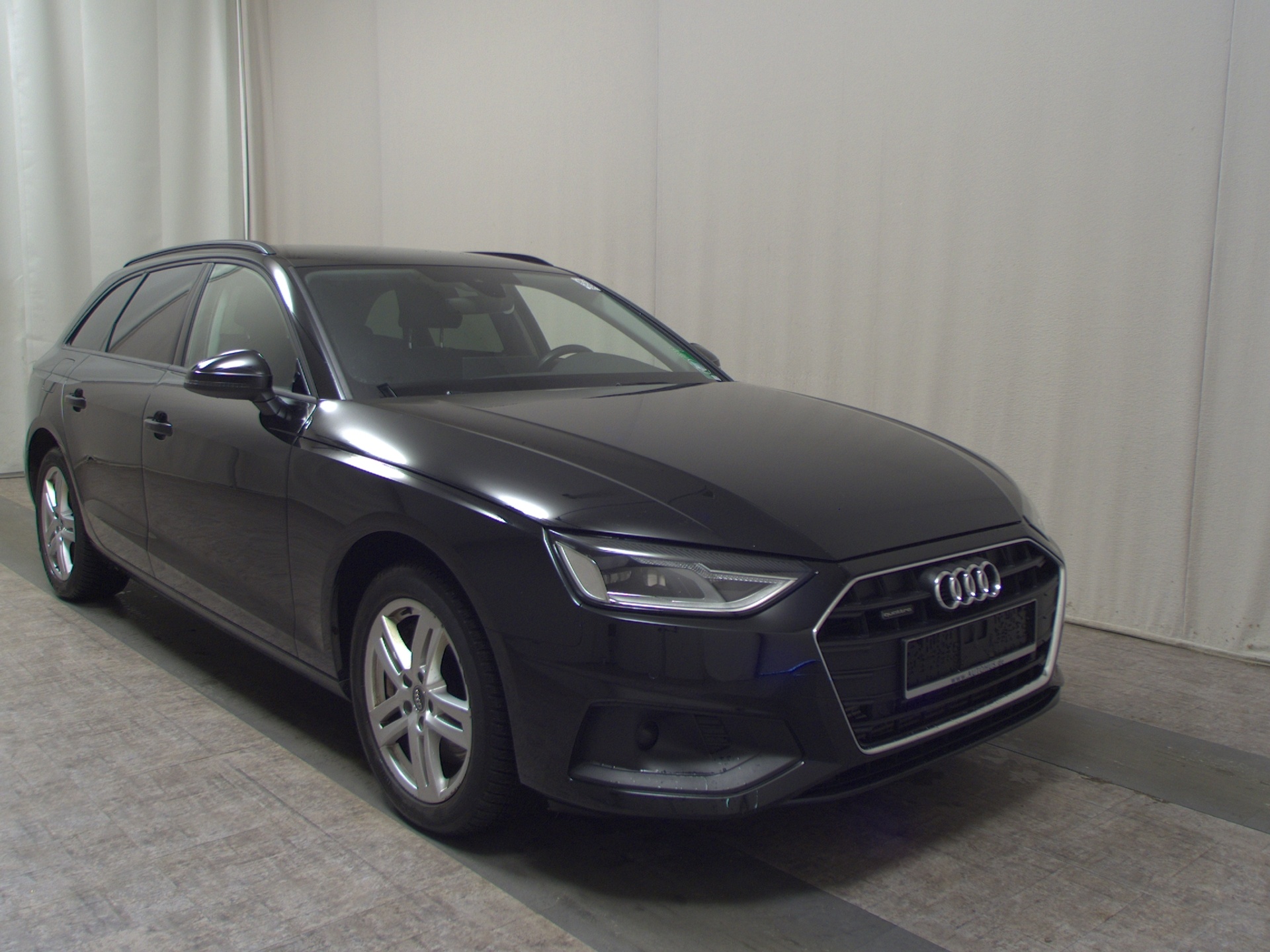 Audi A4 Avant 45 TDI Qu. Leder Sports. Navi LED ACC 3
