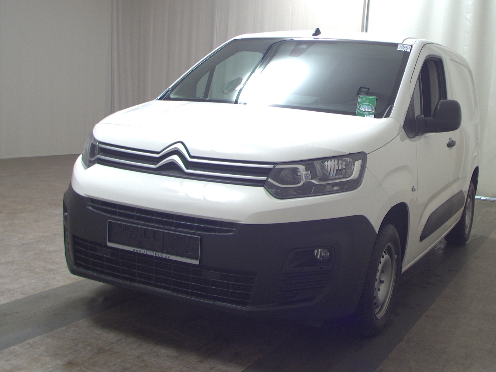 Citroën Berlingo 1.5 BlueHDI L1H1 3-Sitzer Navi Klima BT 2