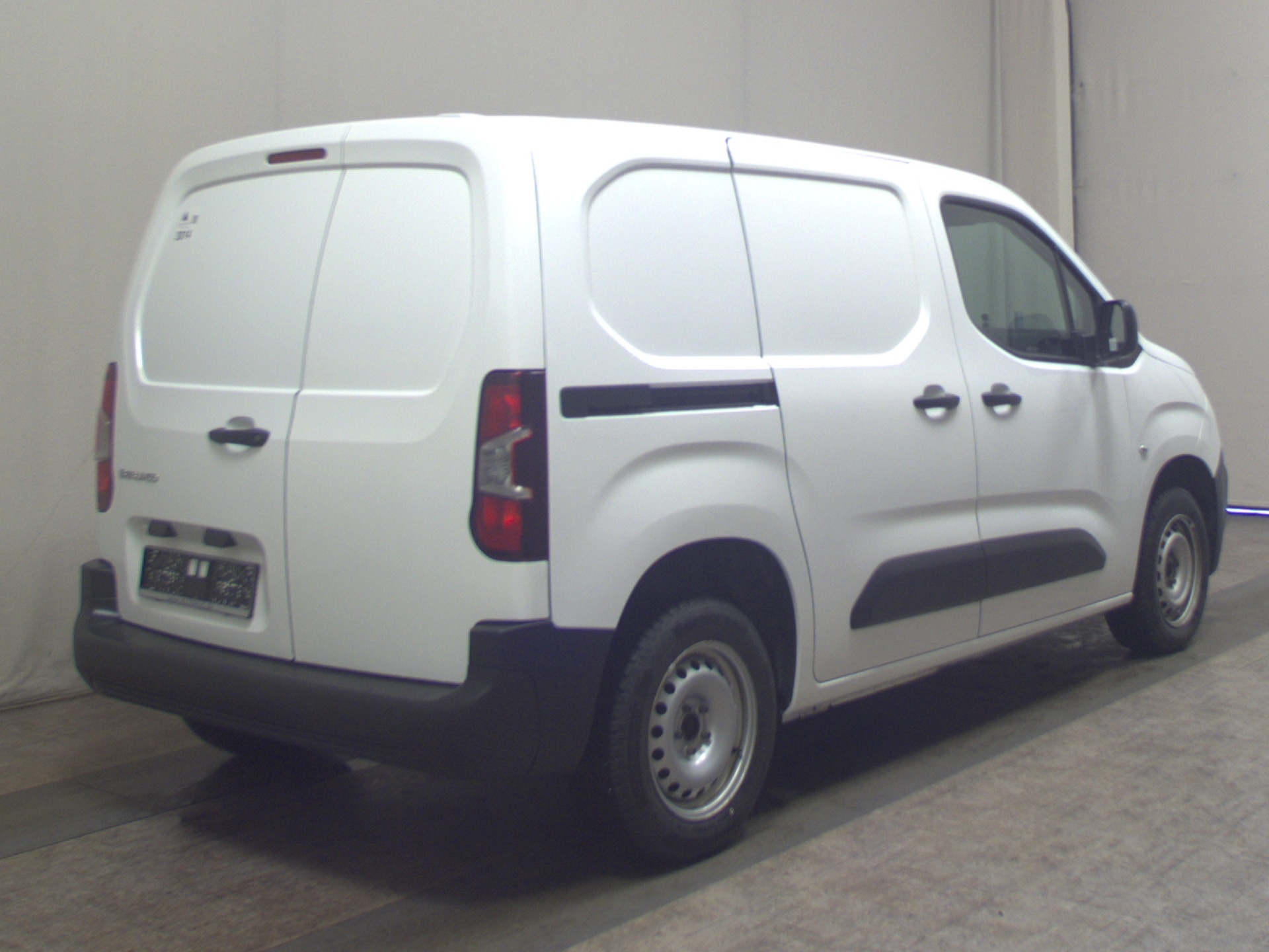 Citroën Berlingo 1.5 BlueHDI L1H1 3-Sitzer Navi Klima BT 4