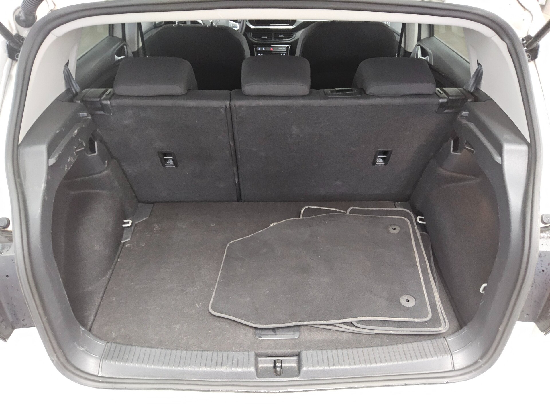 Volkswagen T-Cross 1.0 TSI Life Navi DC LED ACC SHZ PDC 12