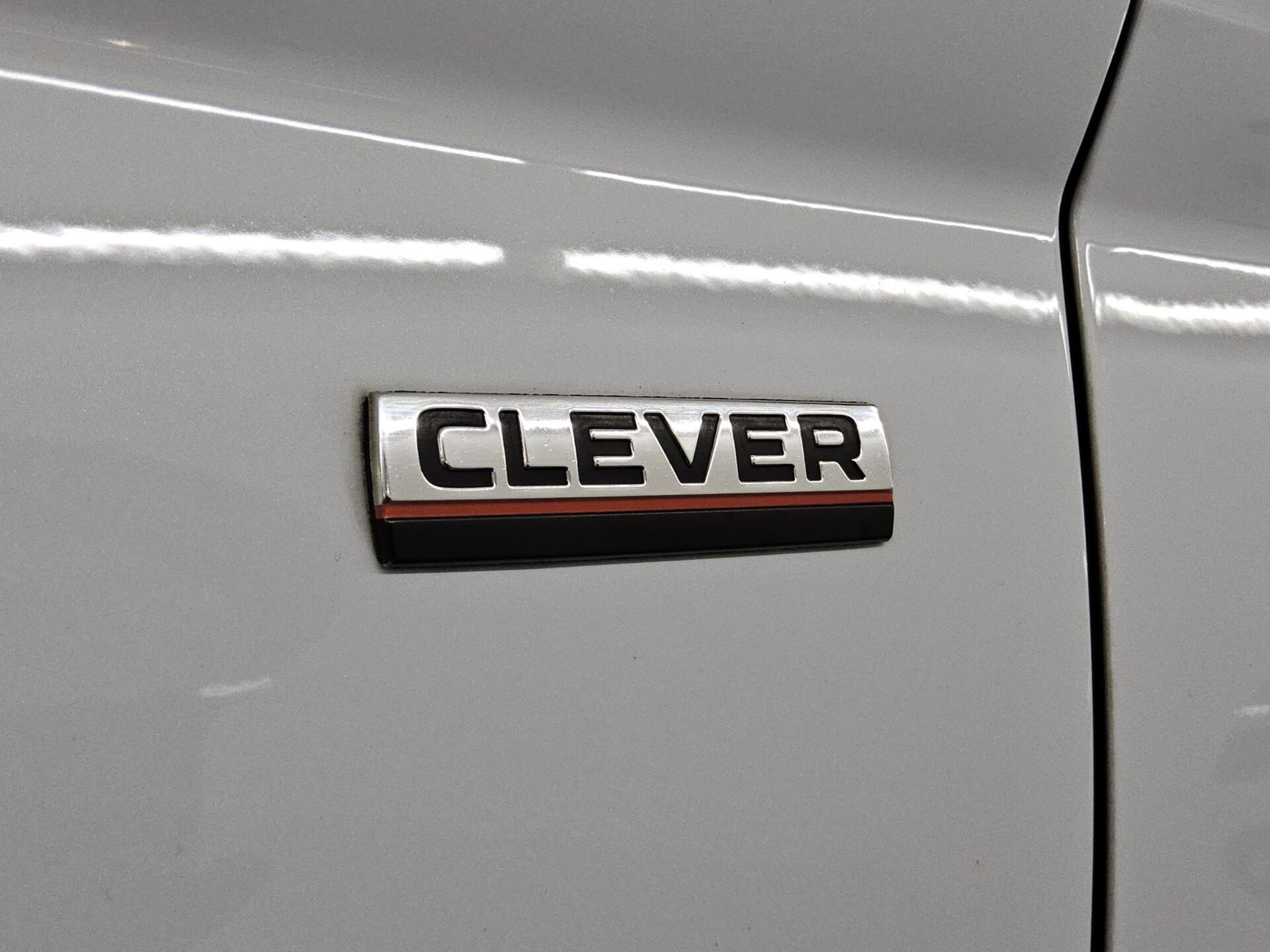 Skoda Karoq 1.5 TSI Clever Navi LED RfK ACC PDC Shz 11