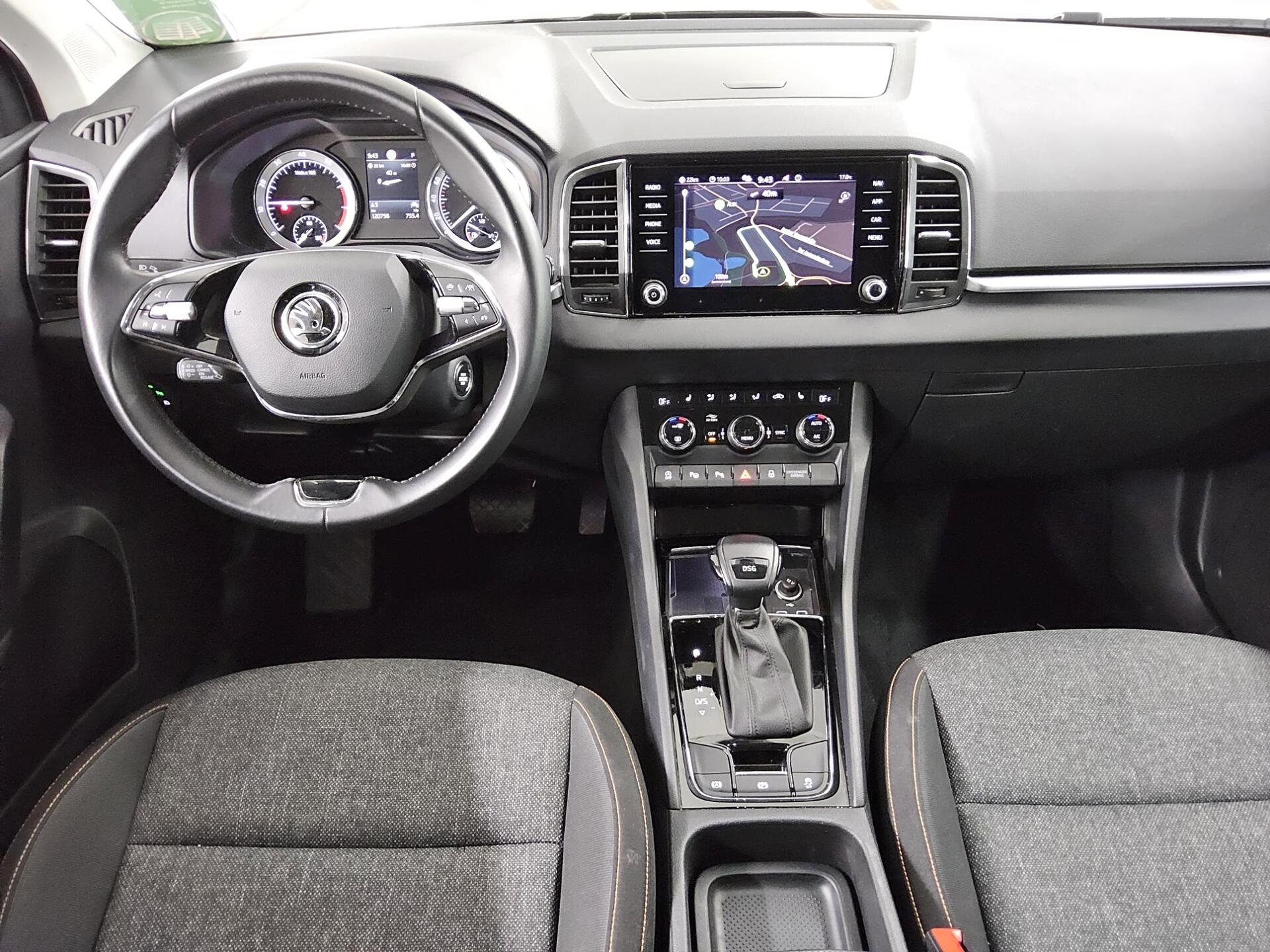 Skoda Karoq 1.5 TSI Clever Navi LED RfK ACC PDC Shz 5