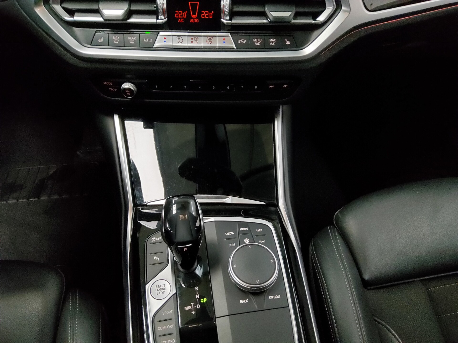 BMW 320dA Touring Sport-Line T-Leder Navi LED LC Pro 6