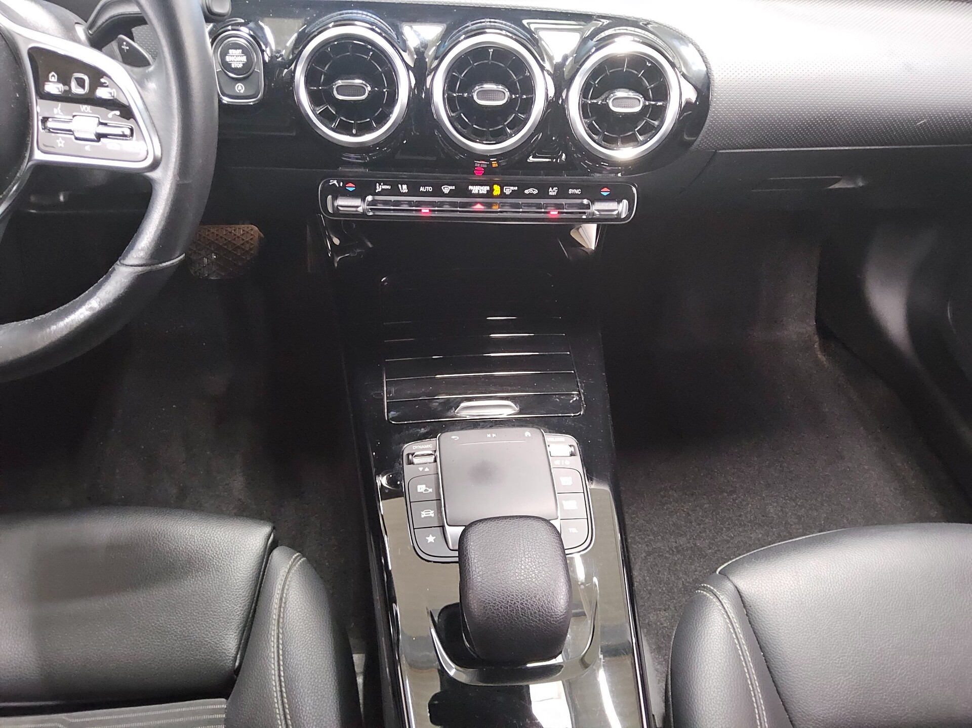 Mercedes-Benz CLA 200 SB d Progressive T-Leder Navi LED RfK 6