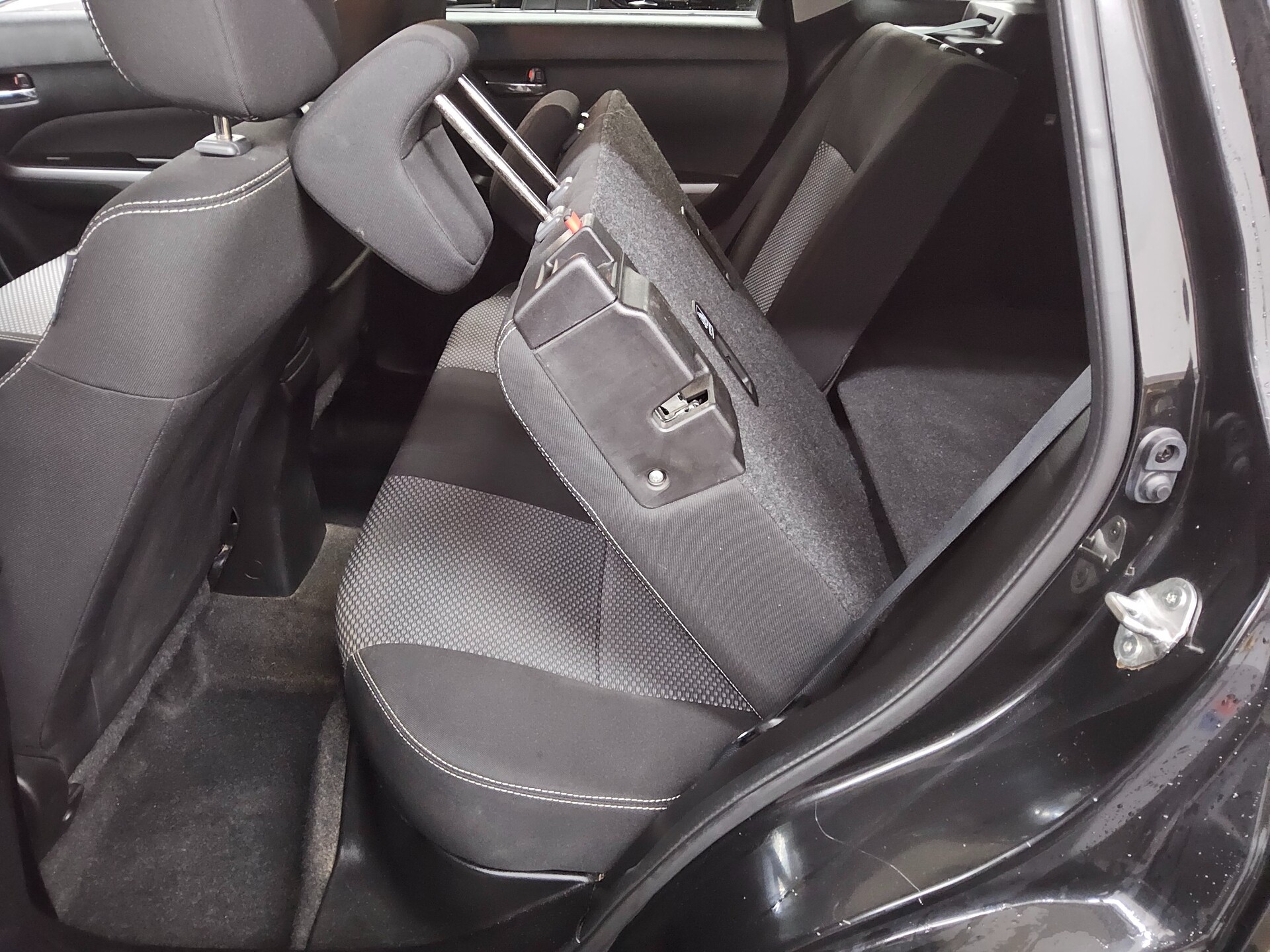 Suzuki Vitara 1.0 Comfort RfK AHK Shz BT Klima Tempomat 12