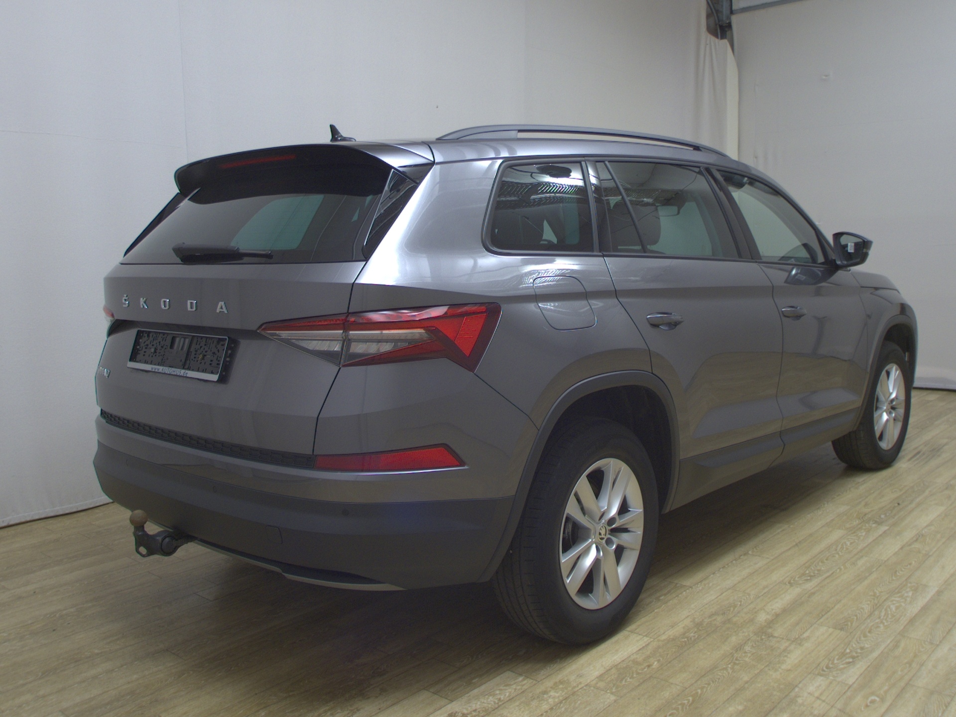 Skoda Kodiaq 2.0 TDI Ambition Navi LED+ vc ACC AHK DAB 4