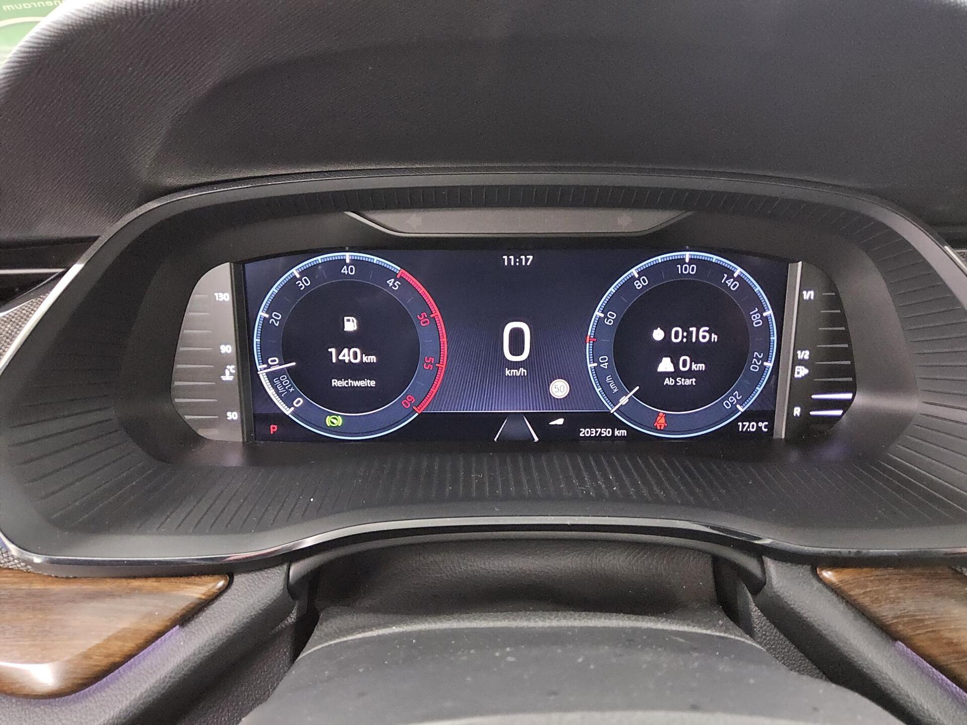 Skoda Octavia Kombi 2.0 TDI 4x4 Scout Navi LED vc HuD 8