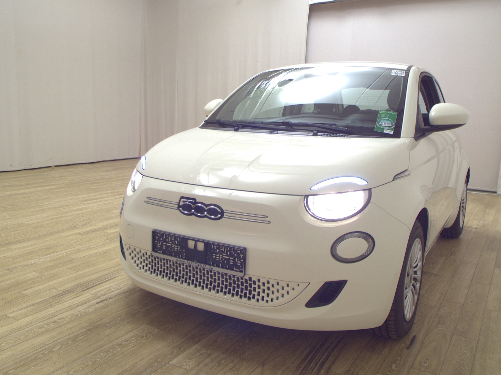 Fiat 500e Base Digitales Cockpit Tempomat DAB+ 2