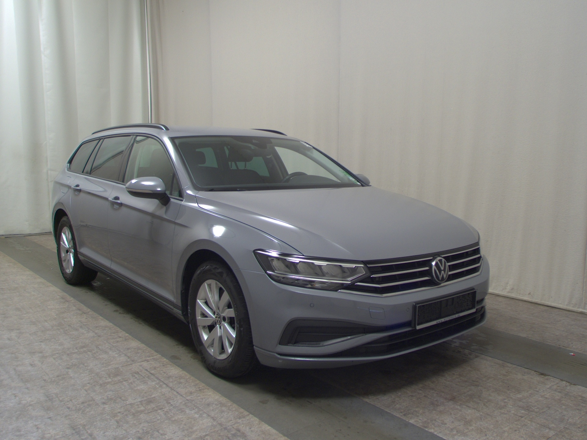 Volkswagen Passat Var. 2.0 TDI Navi LED RfK AHK PDC Shz BT 3