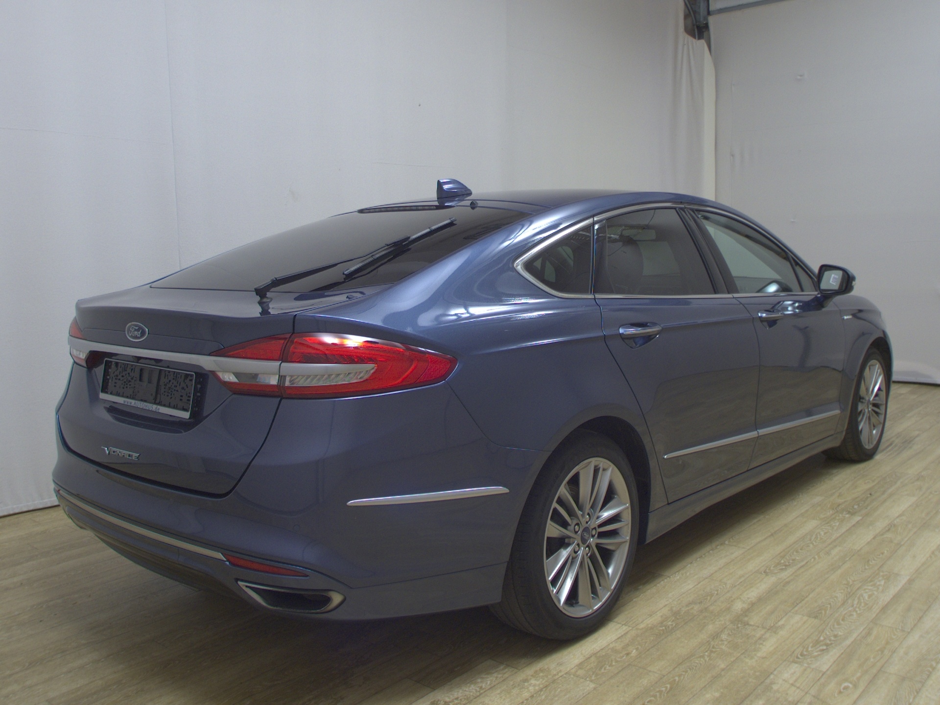 Ford Mondeo 2.0 EB Vignale Navi Sound Leder StHzg RfK 4
