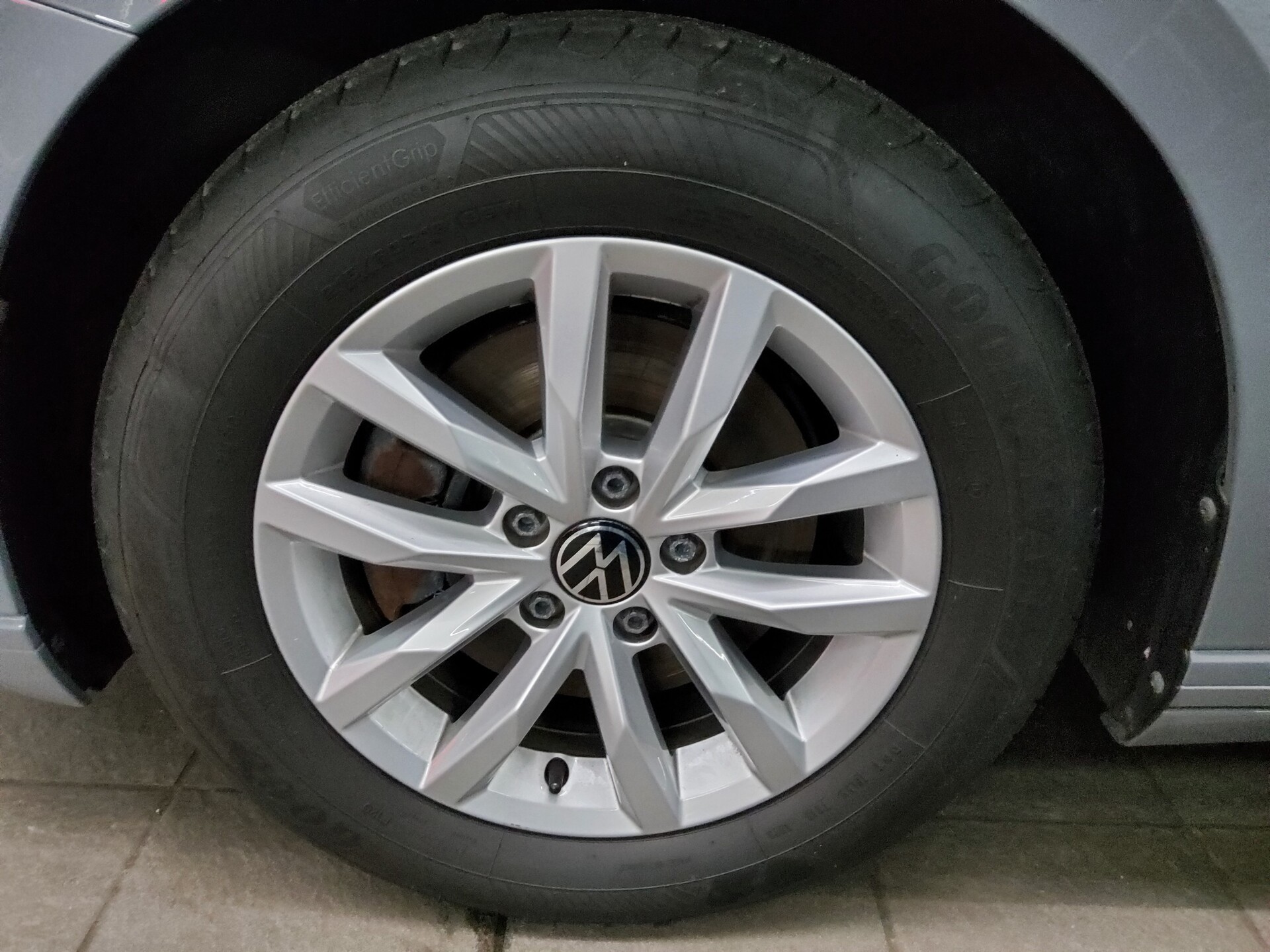 Volkswagen Passat Var. 2.0 TDI Business Navi LED Pano RfK 10