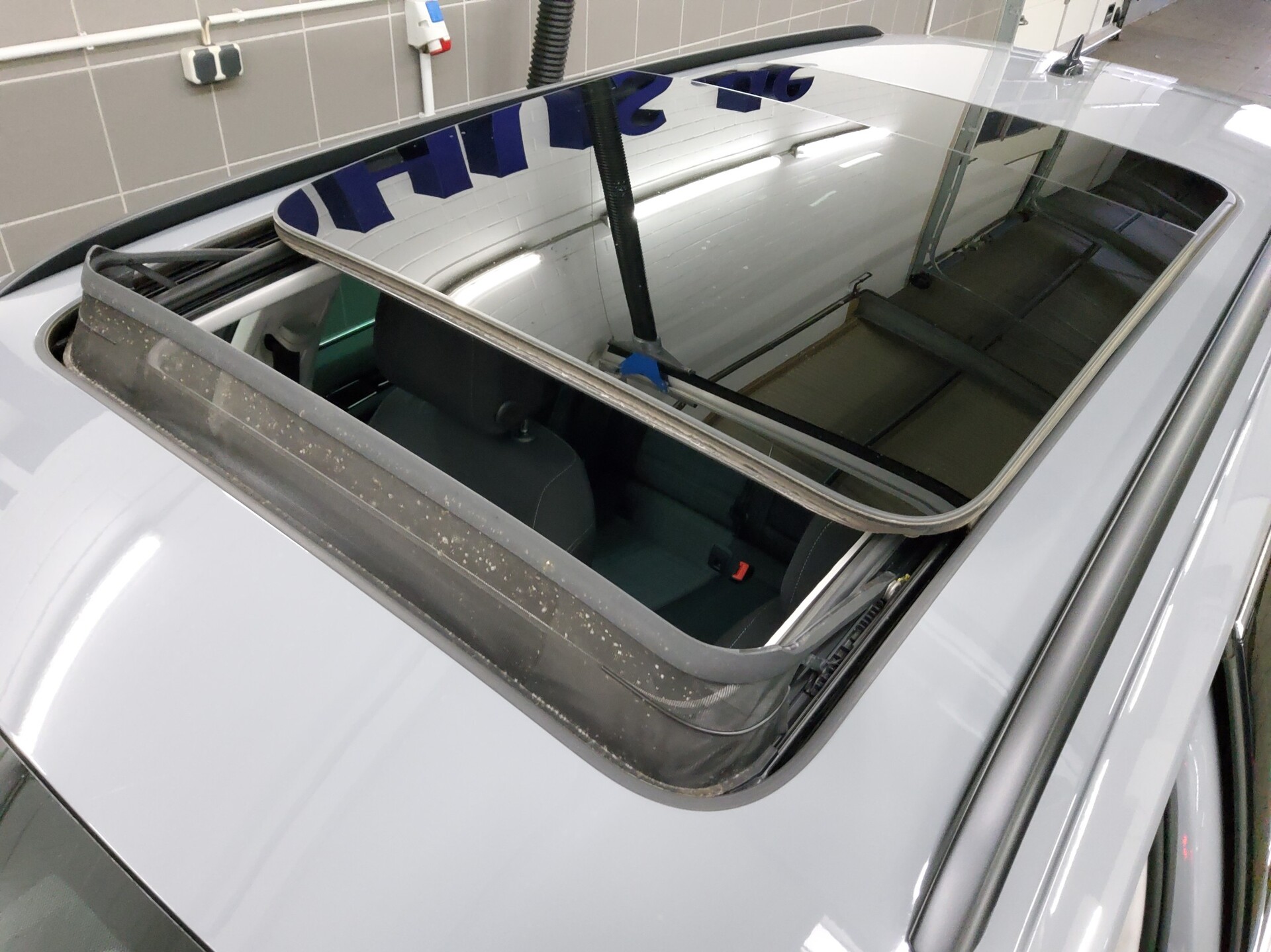 Volkswagen Passat Var. 2.0 TDI Business Navi LED Pano RfK 12