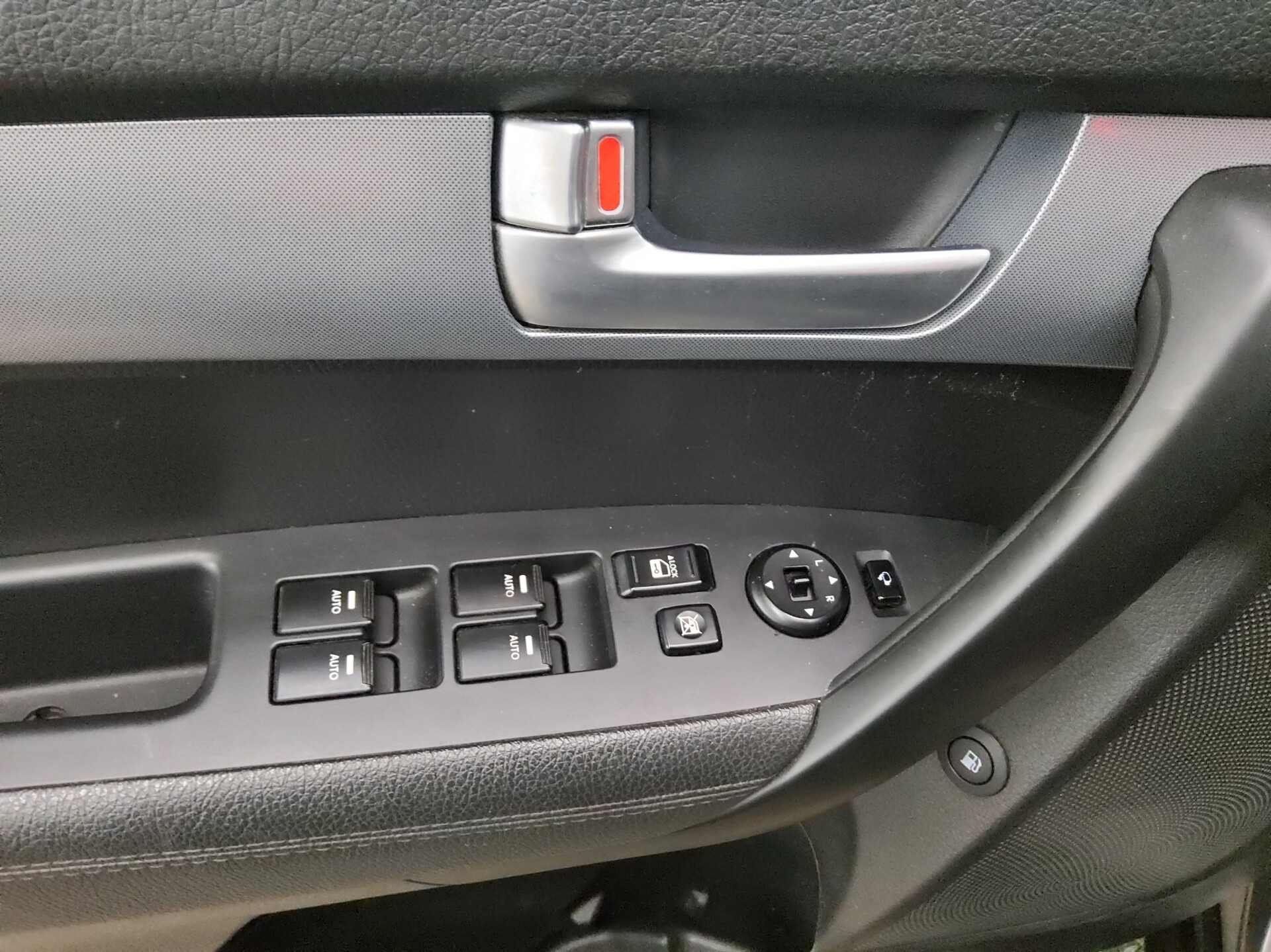 Kia Sorento Leder Navi Pano PDC Shz Tempomat 9