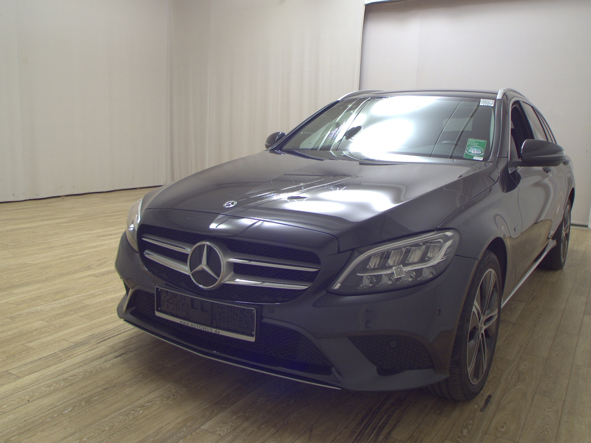 Mercedes-Benz C 300 T de Avantgarde Navi LED RFK AHK Distr.+ 2